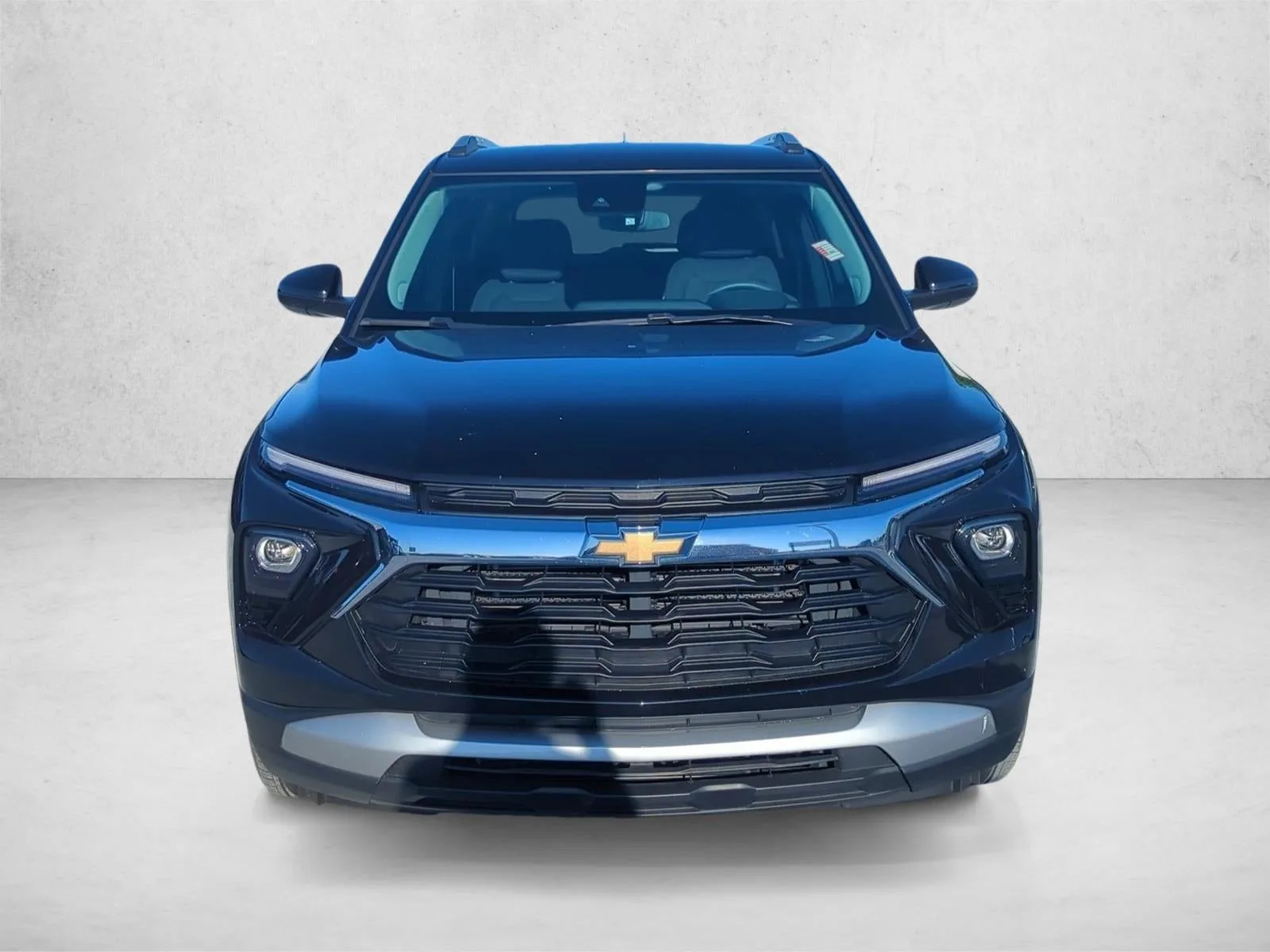 2024 Chevrolet Trailblazer FWD 4dr LT photo 2