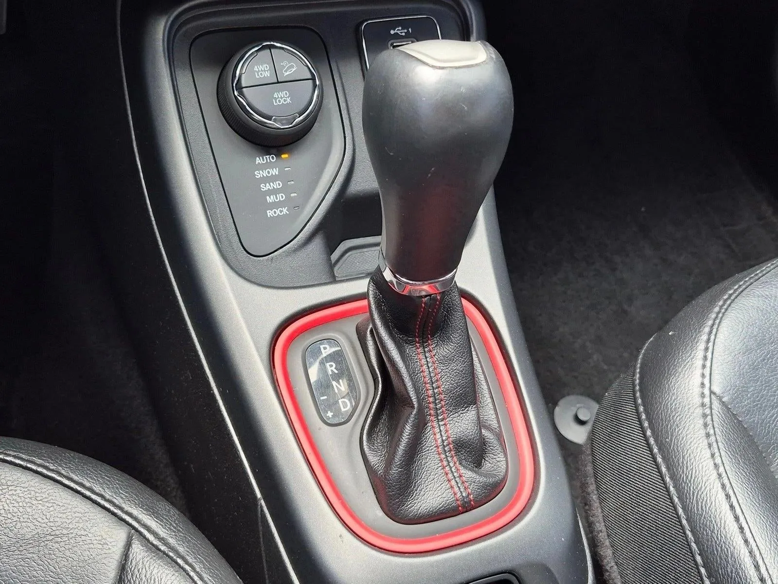 2019 Jeep Compass Trailhawk 4x4 photo 11