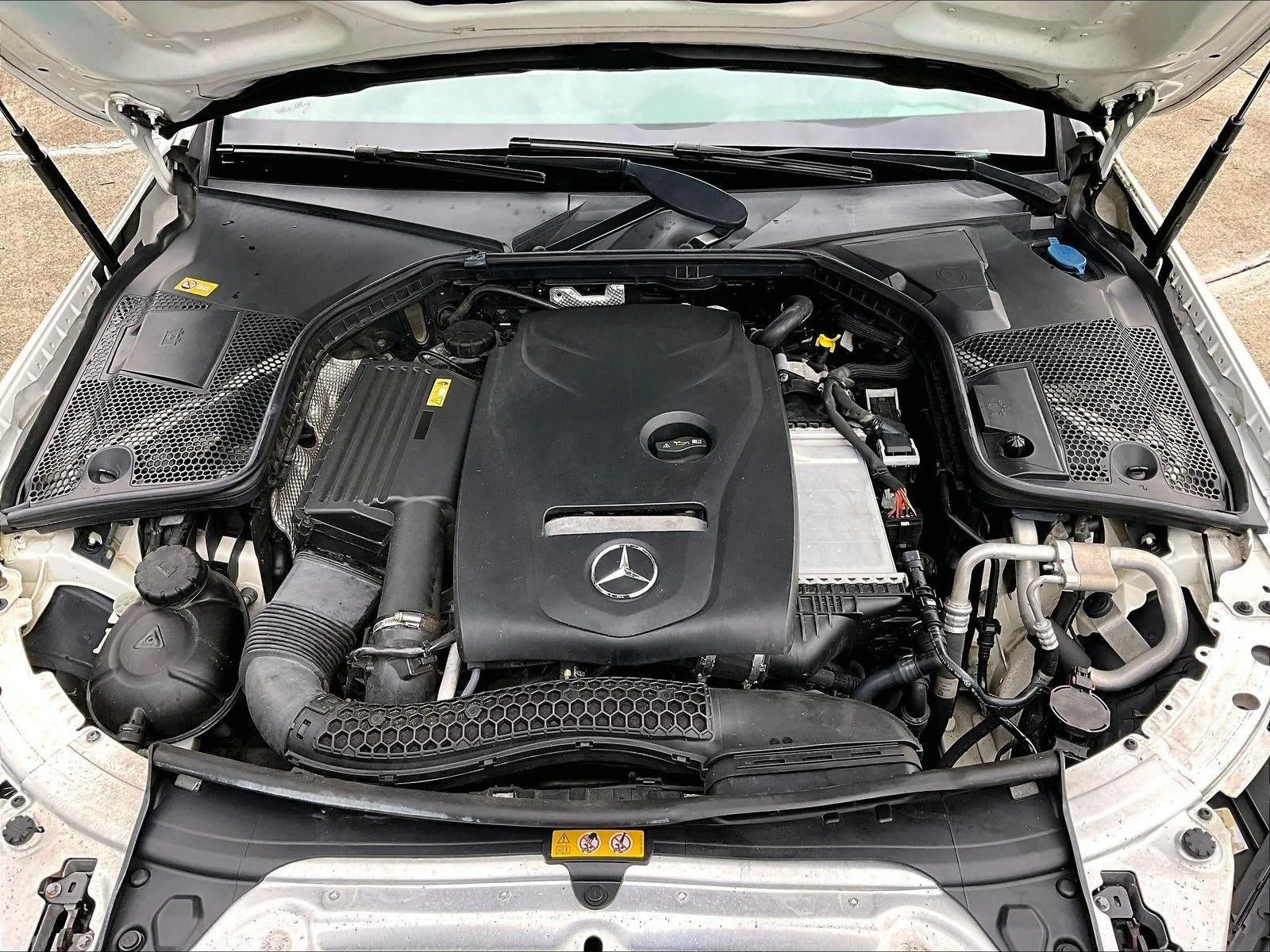 2016 Mercedes-Benz C-Class C 300 Sedan photo 11