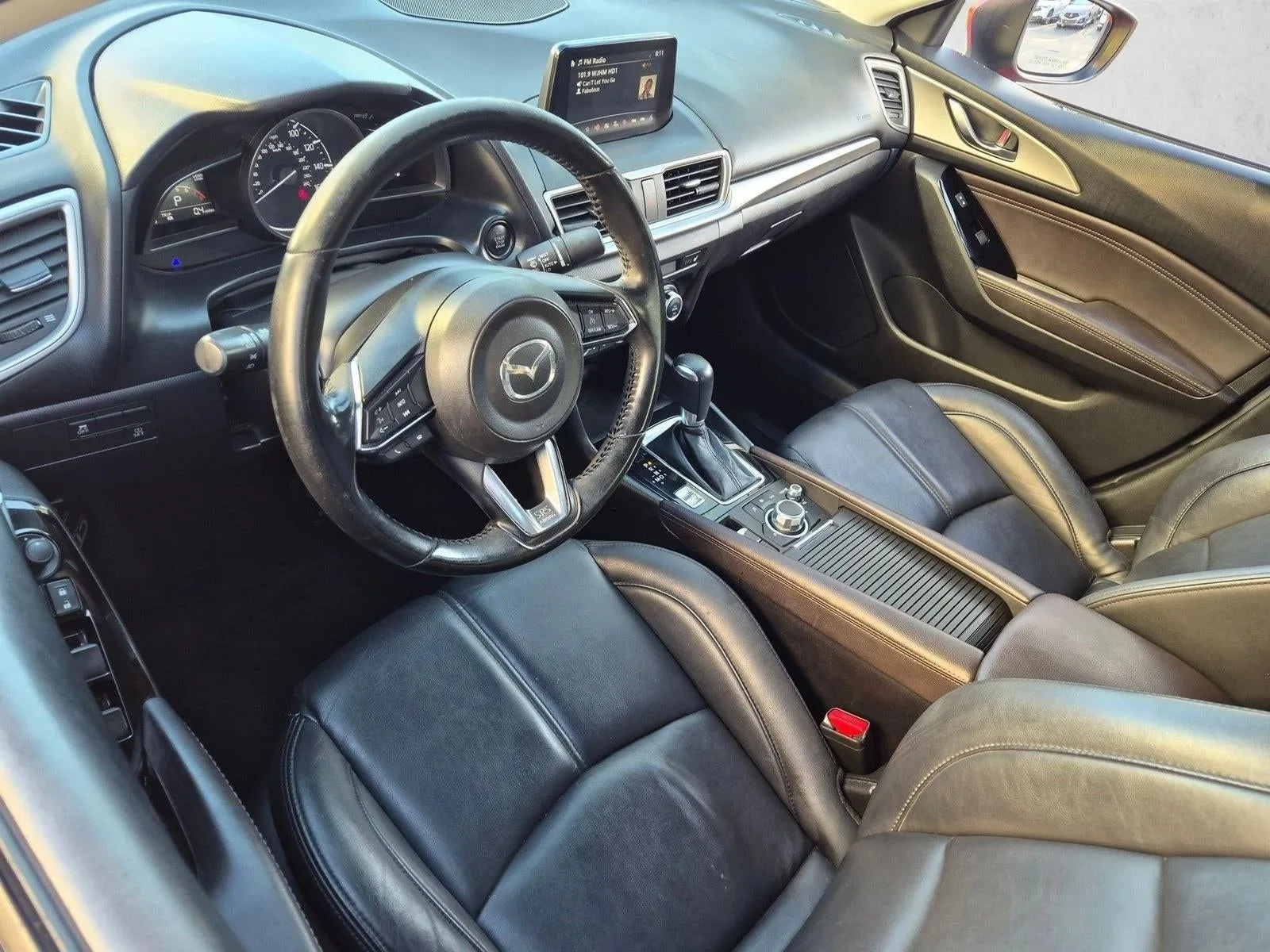 2017 Mazda Mazda3 4-Door Touring Auto photo 9