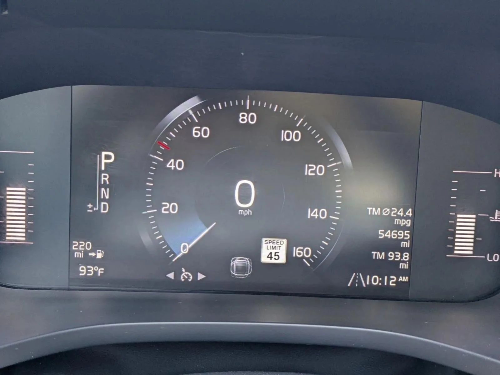 2019 Volvo XC60 T5 FWD Momentum photo 11