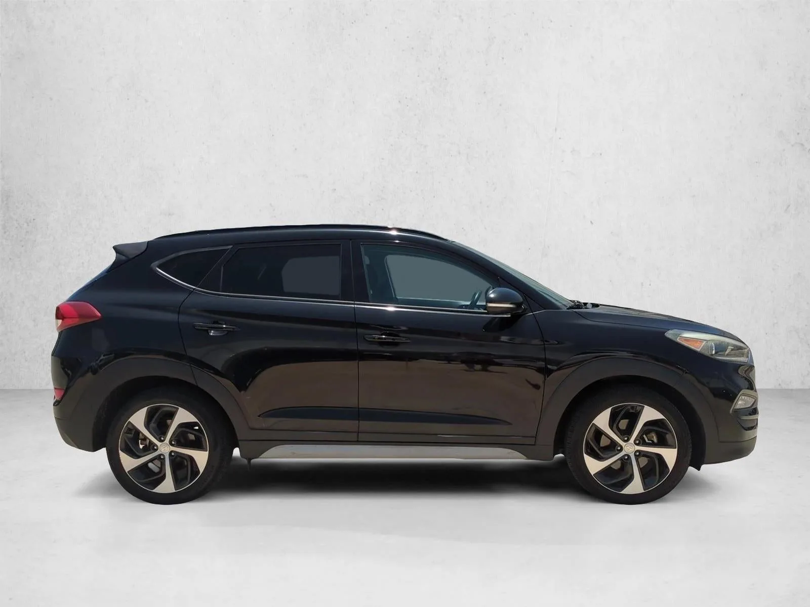 2017 Hyundai TUCSON Value FWD photo 4