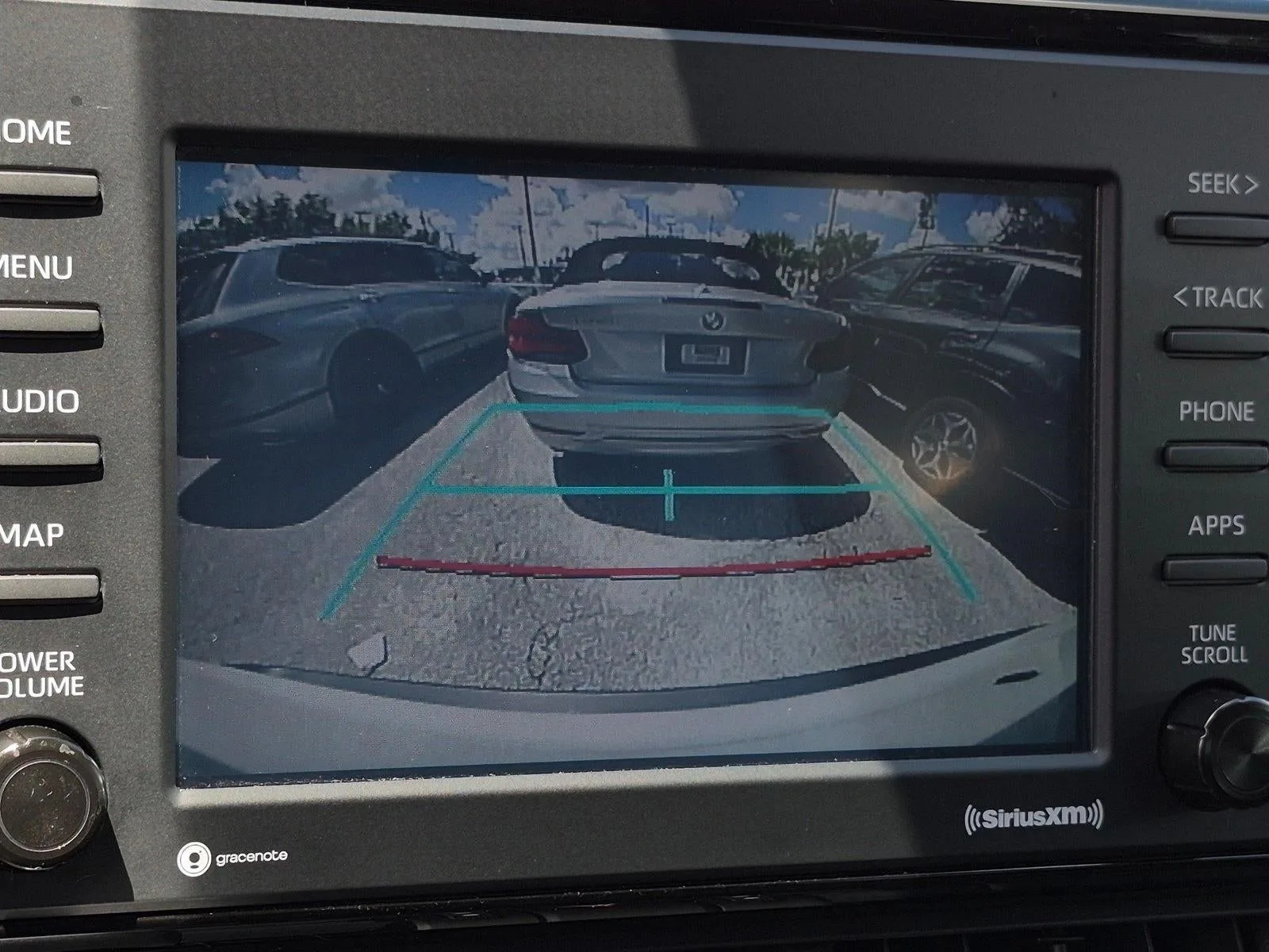 2021 Toyota RAV4 XLE Premium FWD (Natl) photo 7