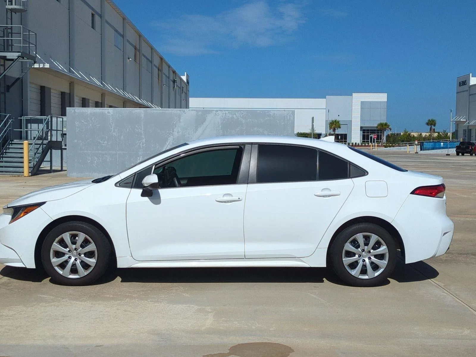 2024 Toyota Corolla LE CVT (Natl) photo 8