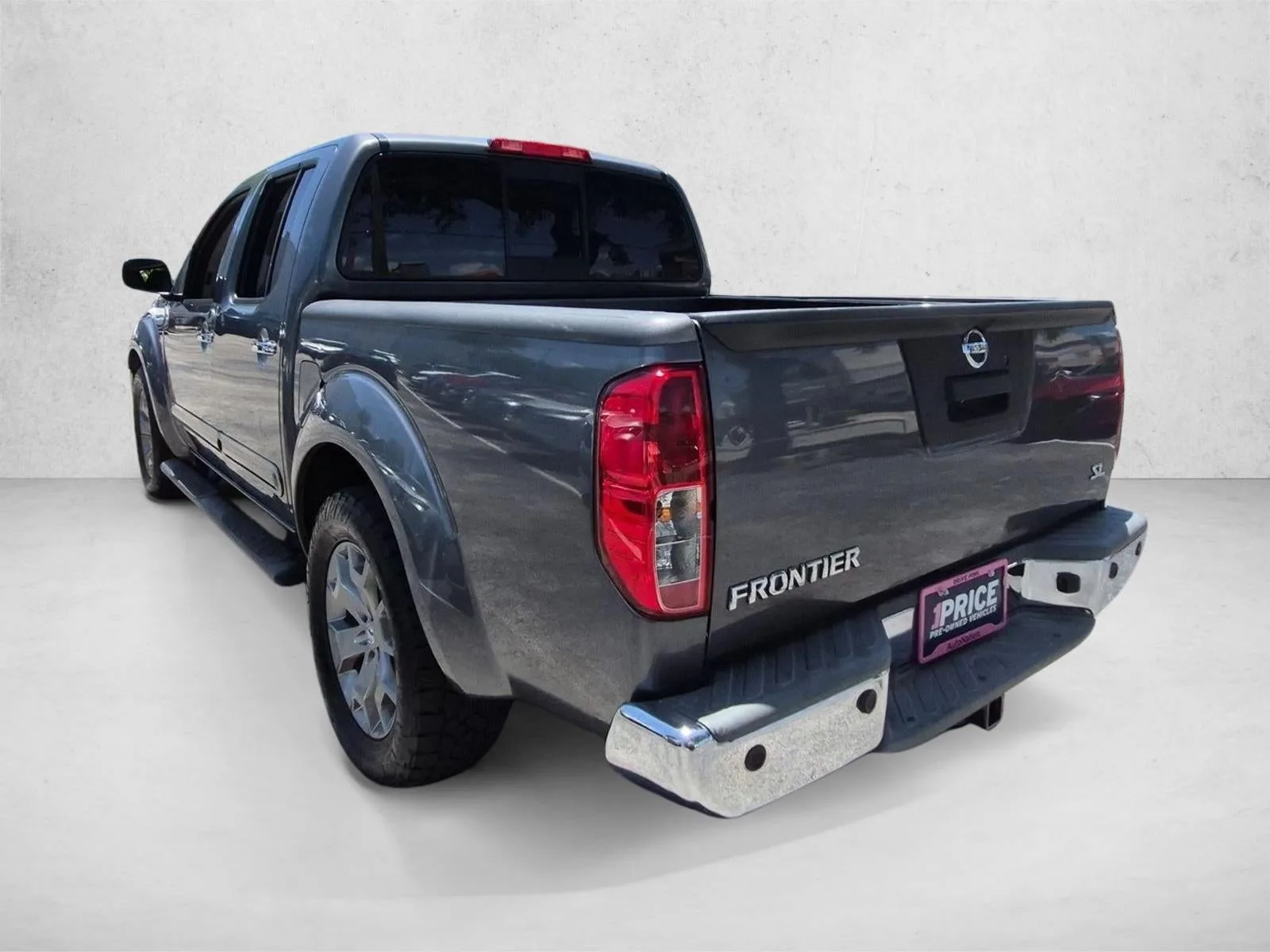 2019 Nissan Frontier Crew Cab 4x2 SL Auto *Ltd Avail* photo 8