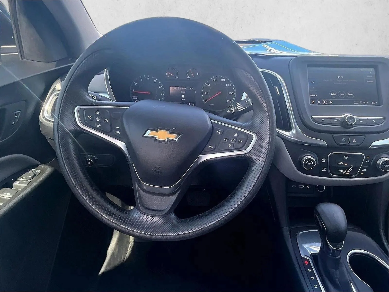 2023 Chevrolet Equinox LS photo 7