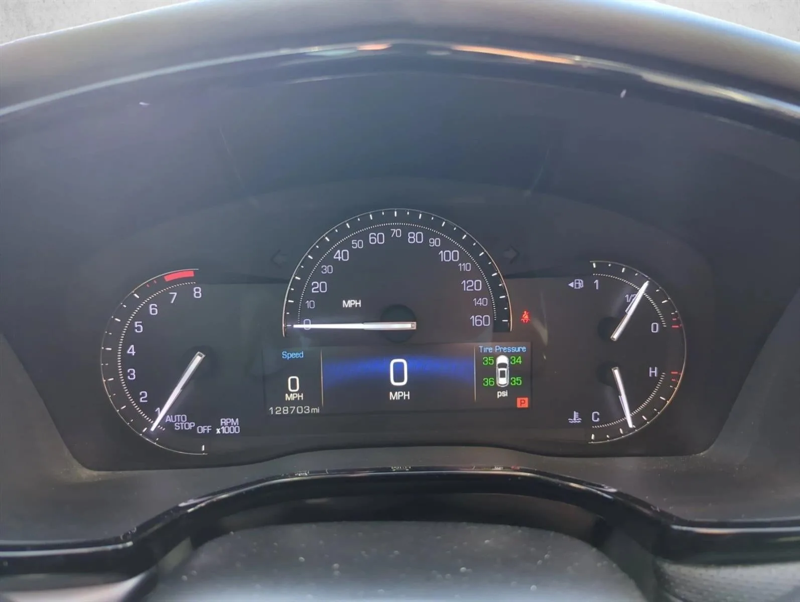 2017 Cadillac XT5 FWD 4dr Luxury photo 9