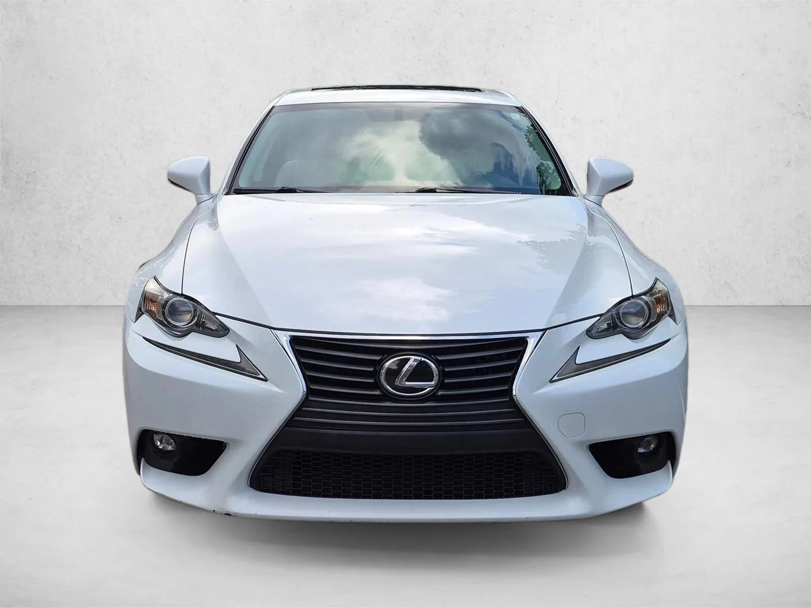2015 Lexus IS 250 4dr Sport Sdn RWD photo 2