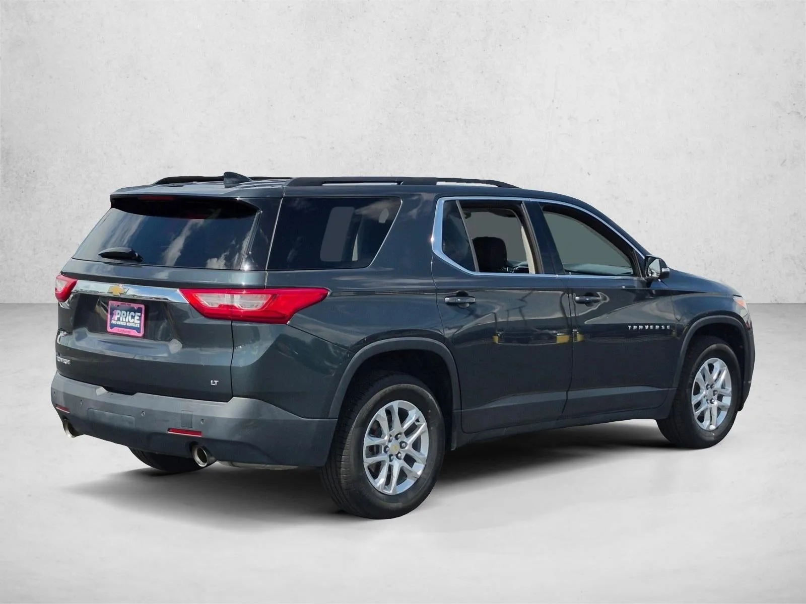 2019 Chevrolet Traverse Base photo 5