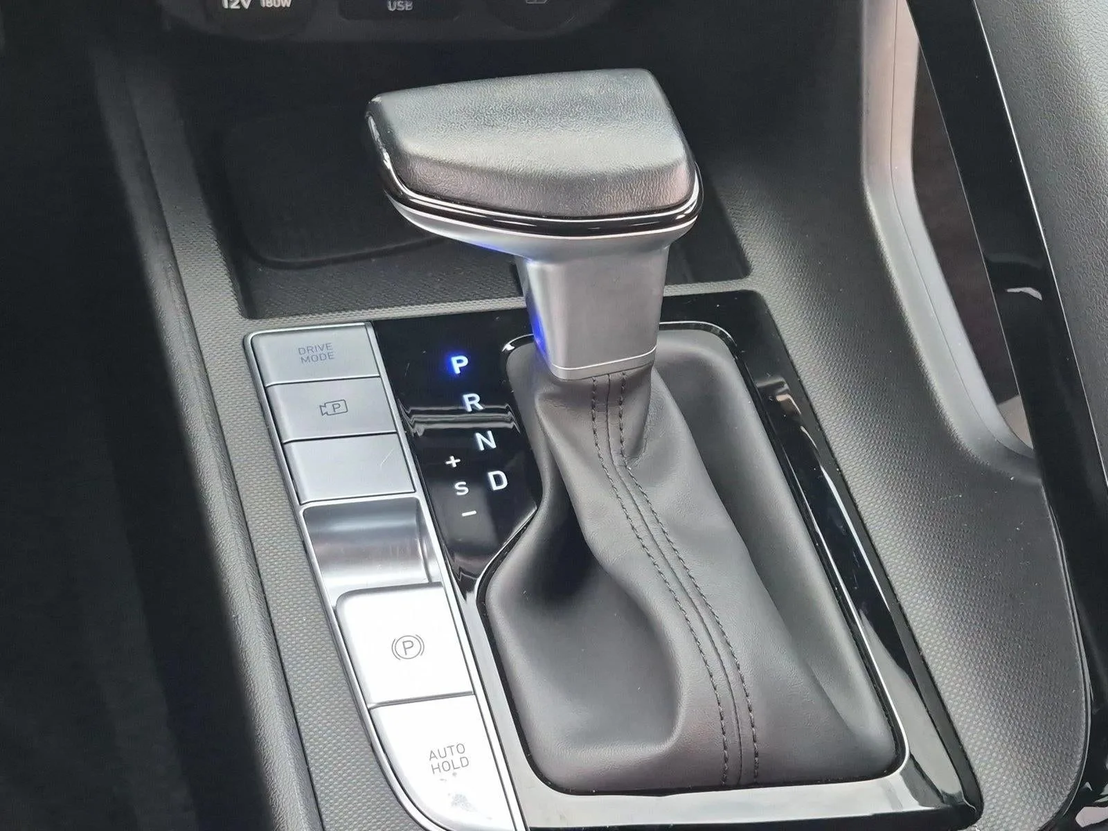 2024 Hyundai ELANTRA SEL IVT photo 12