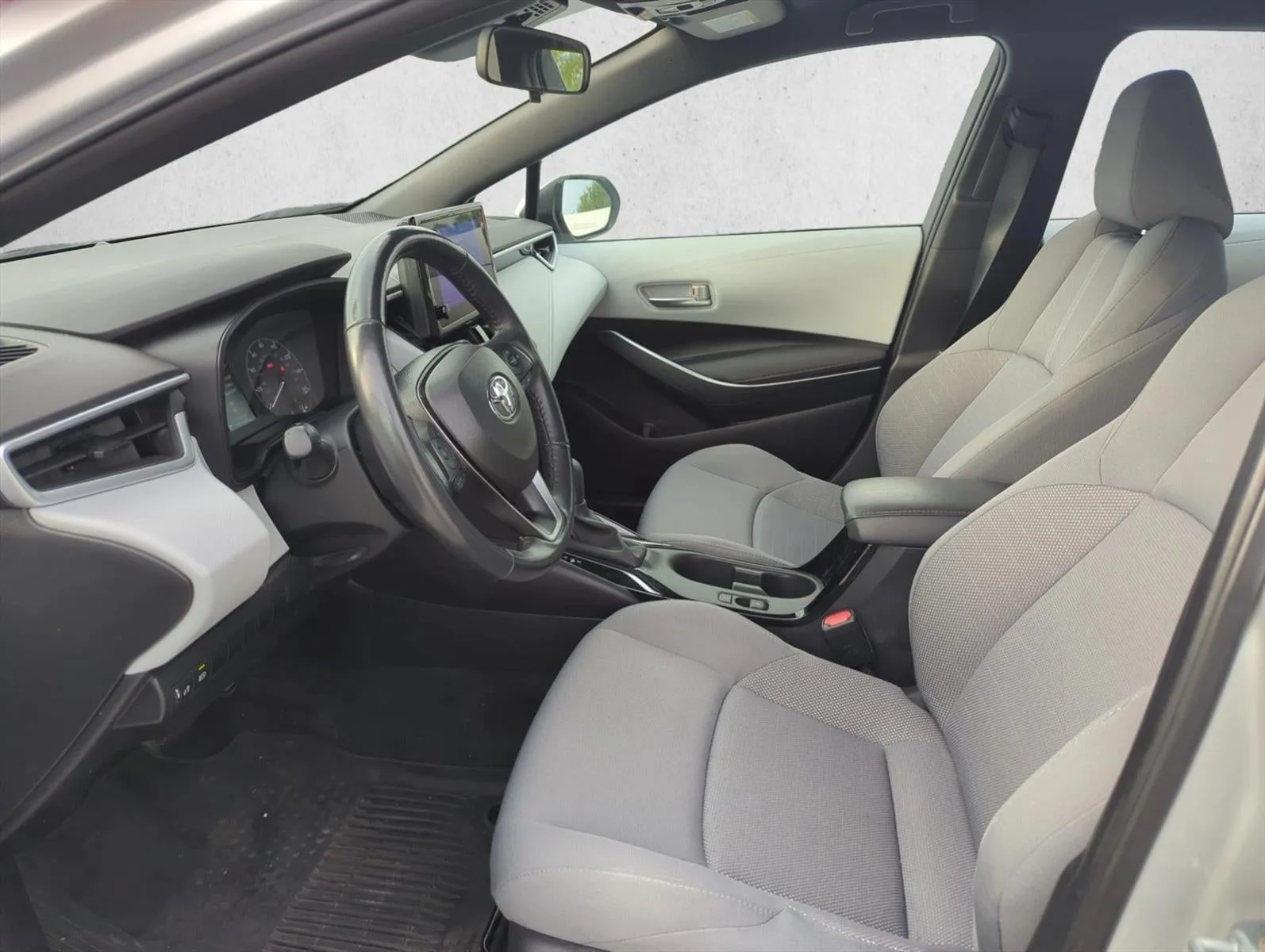 2024 Toyota Corolla SE CVT (Natl) photo 10