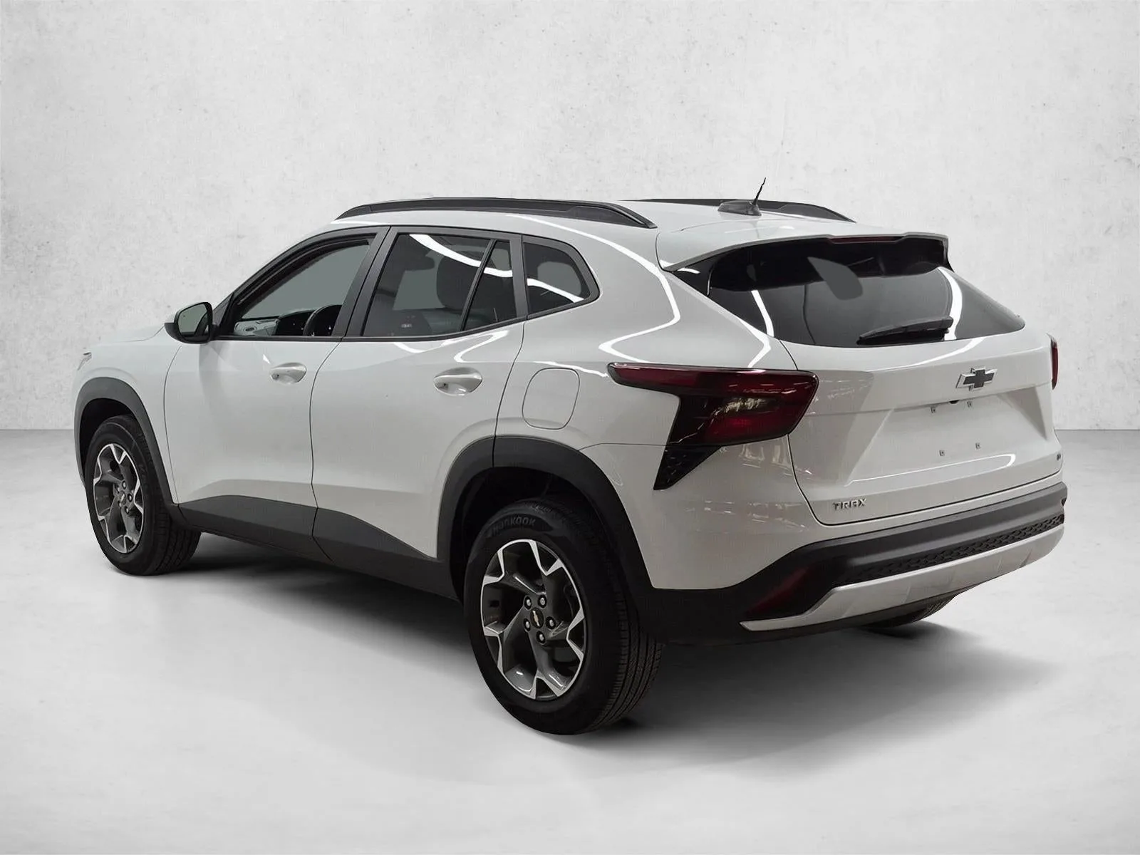 2024 Chevrolet Trax LT photo 8