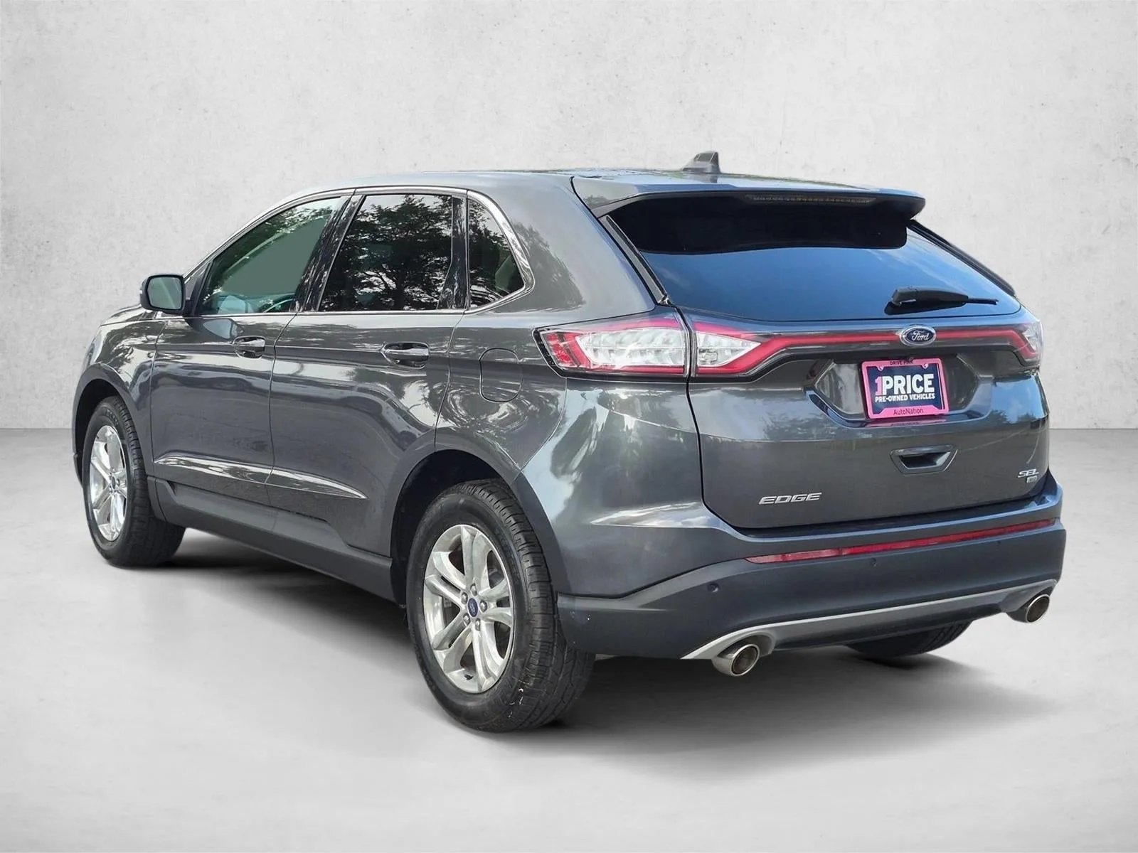 2015 Ford Edge 4dr SEL AWD photo 8