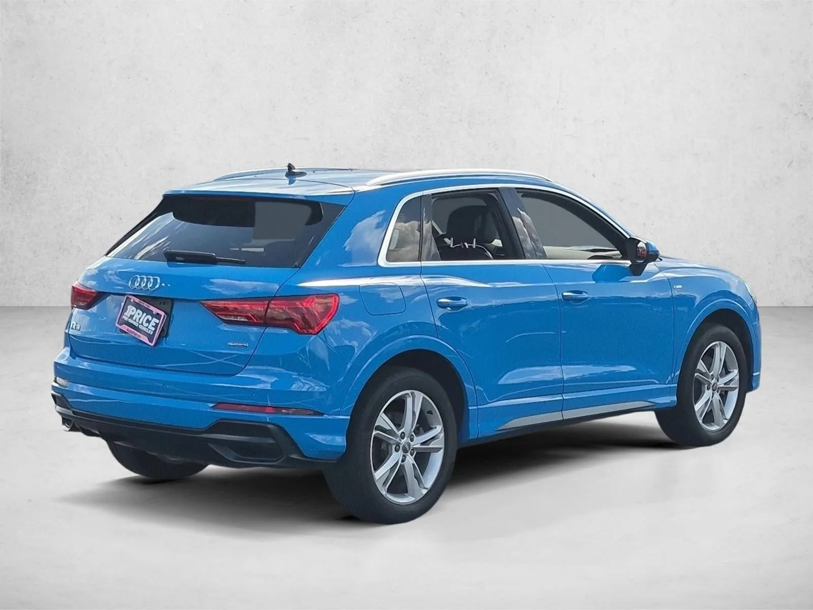 2020 Audi Q3 Premium Plus 45 TFSI S line quattro Tiptronic photo 5