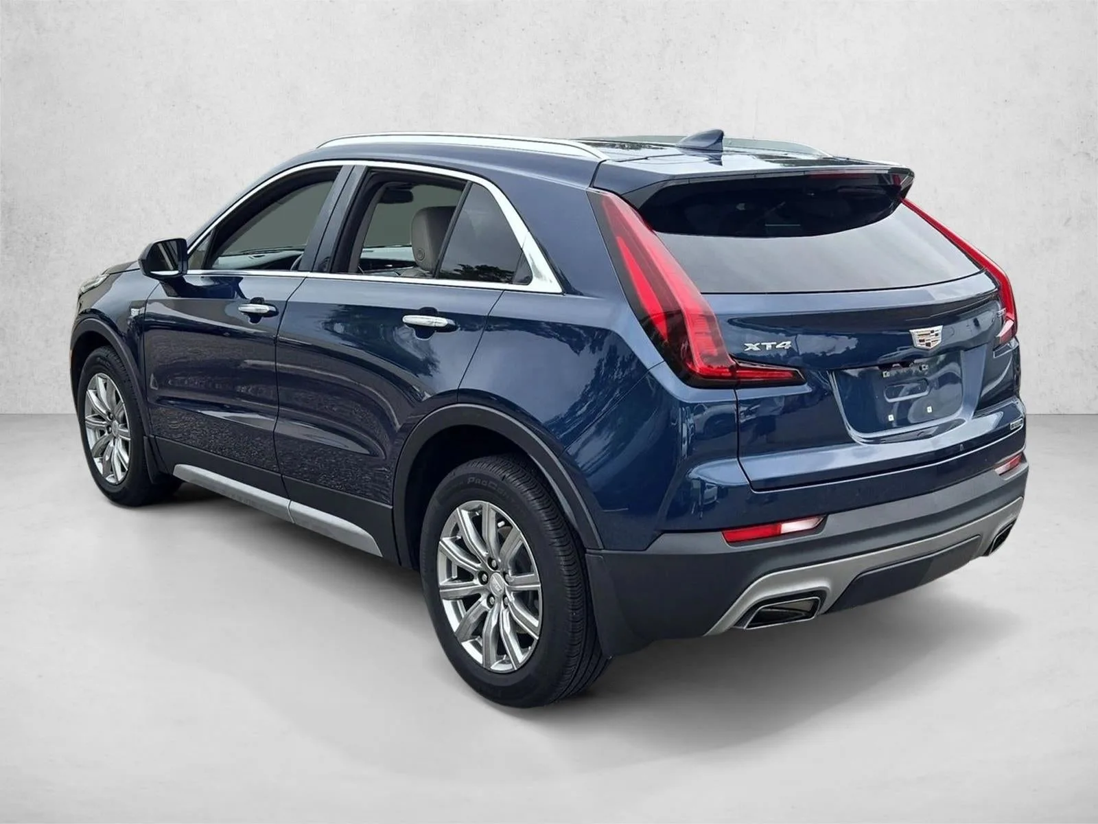 2020 Cadillac XT4 FWD 4dr Premium Luxury photo 7