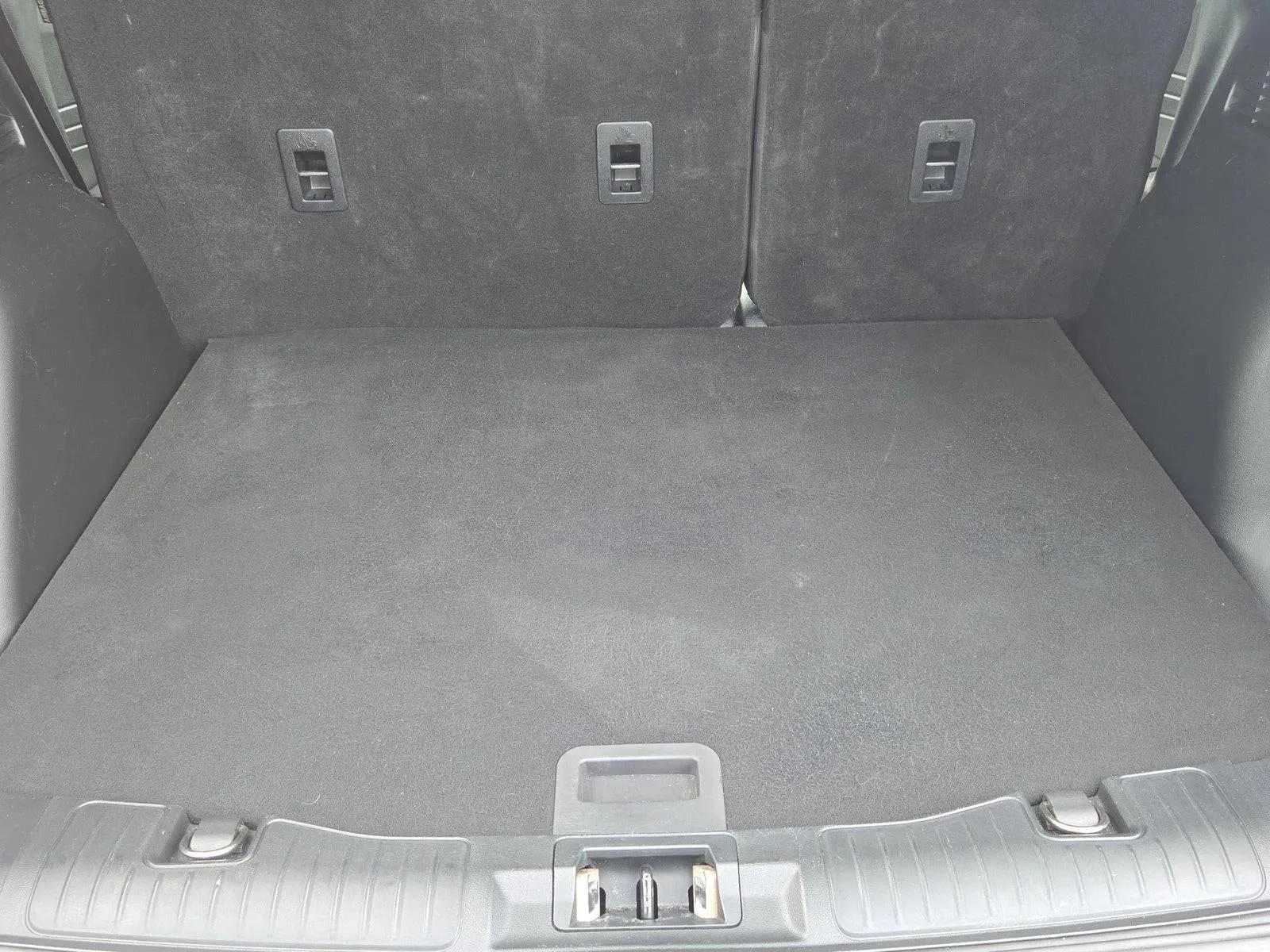 2021 Ford Escape SE FWD photo 6