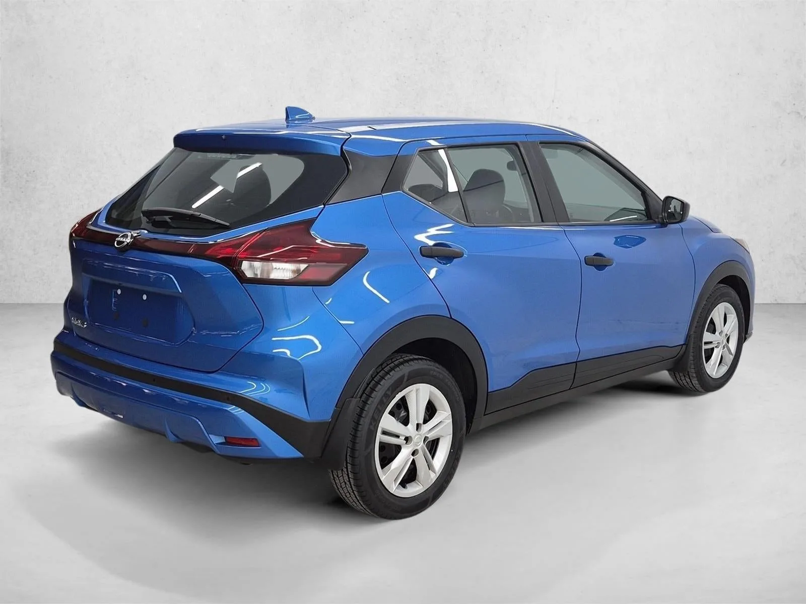 2023 Nissan Kicks S Xtronic CVT photo 5