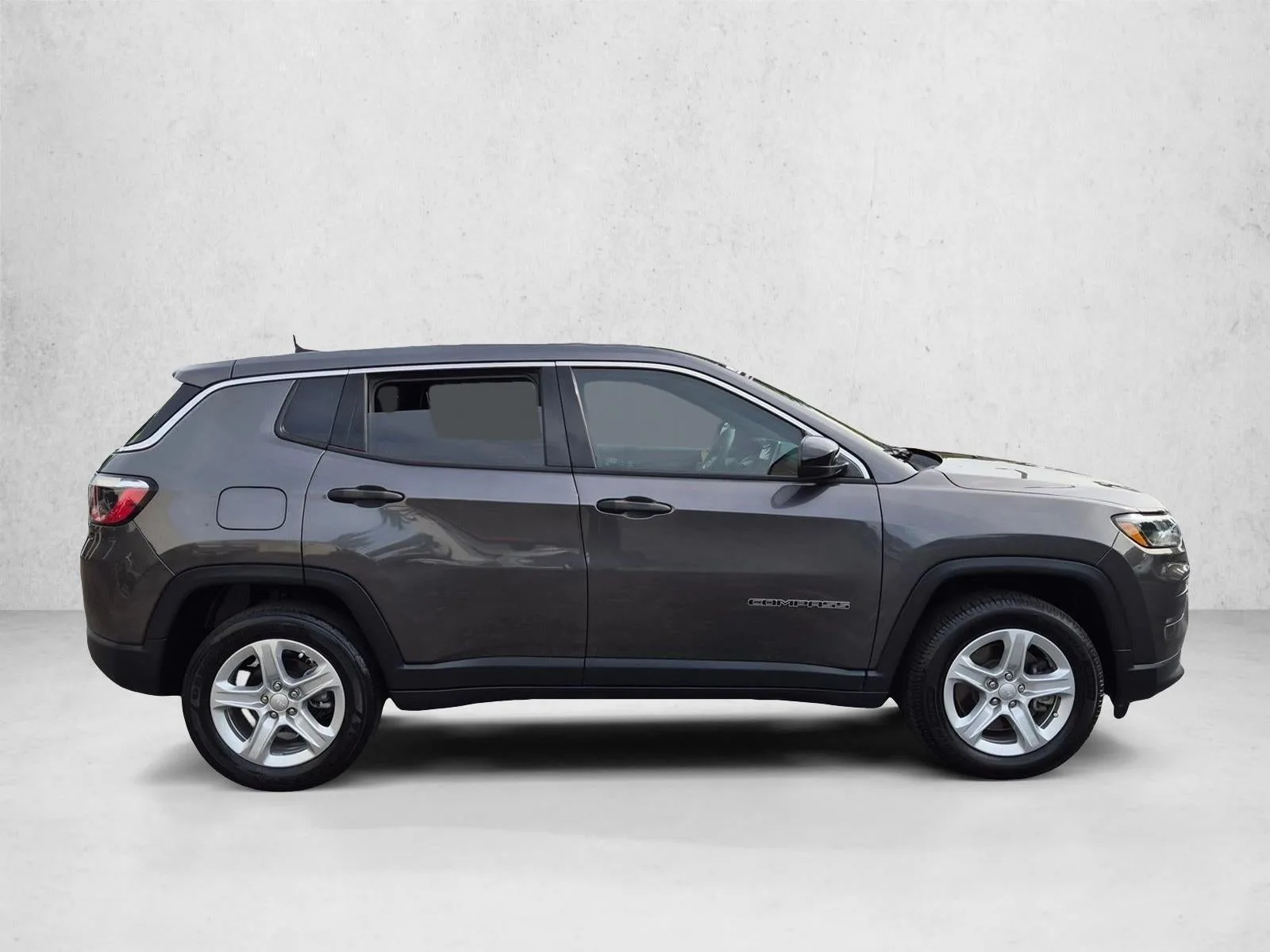 2023 Jeep Compass Sport 4x4 photo 4