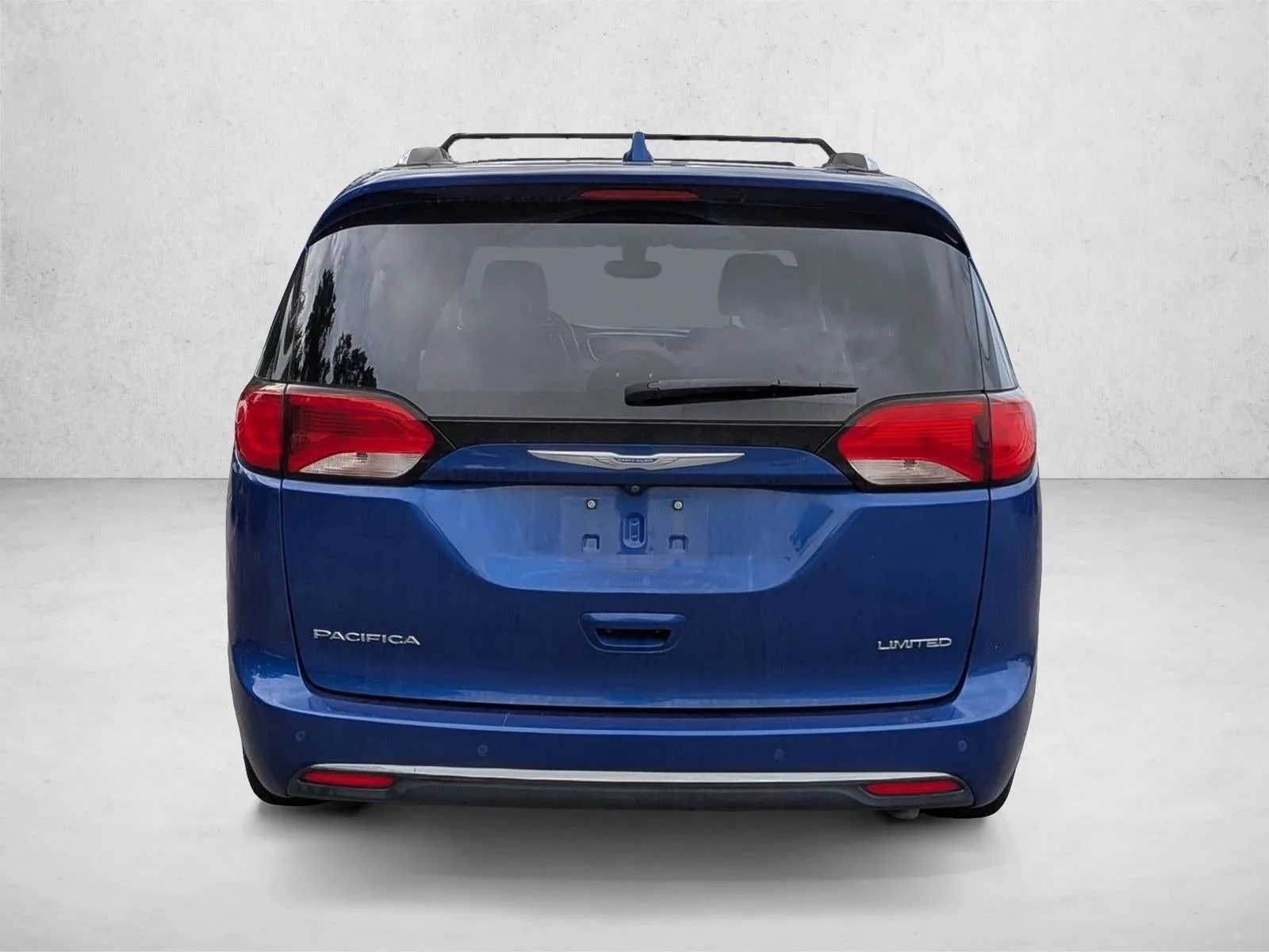 2020 Chrysler Pacifica Limited FWD photo 7