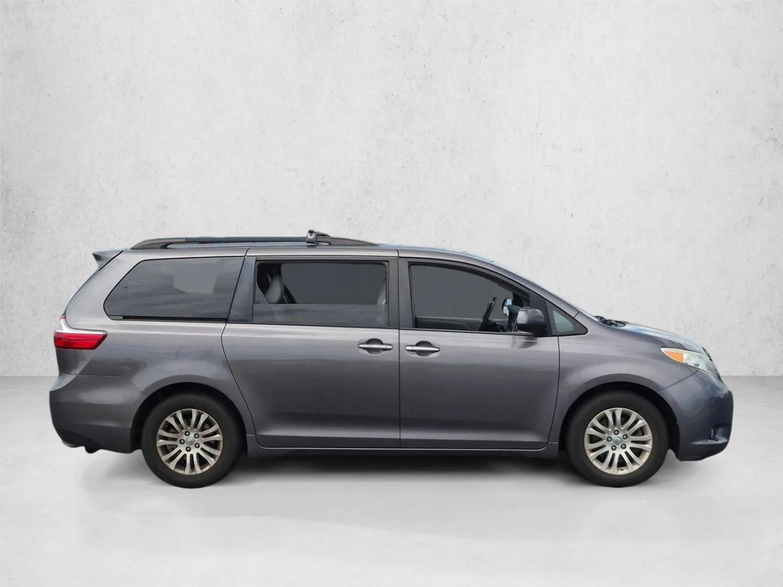 2015 Toyota Sienna Base photo 4