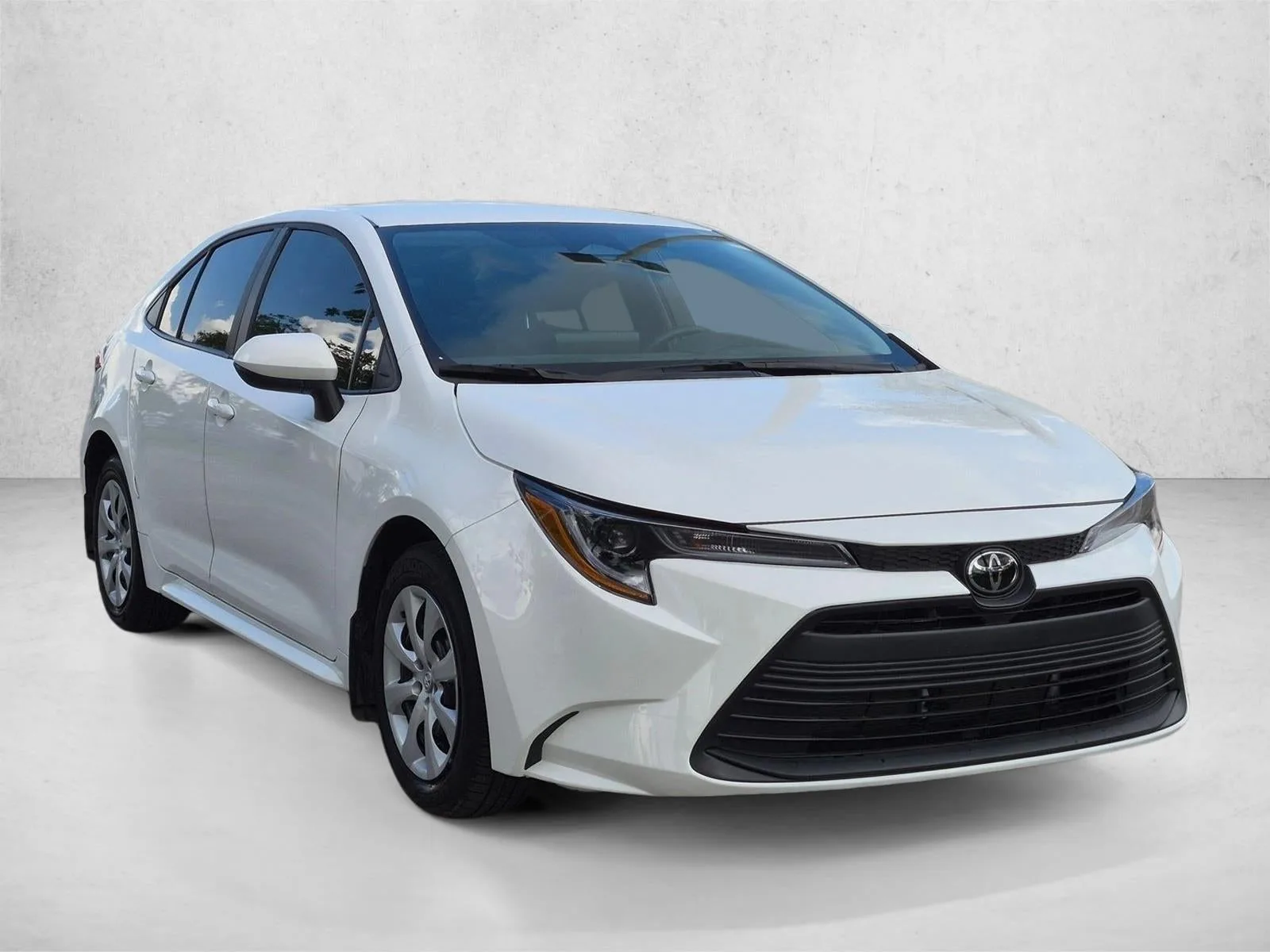 2024 Toyota Corolla LE CVT (Natl) photo 3