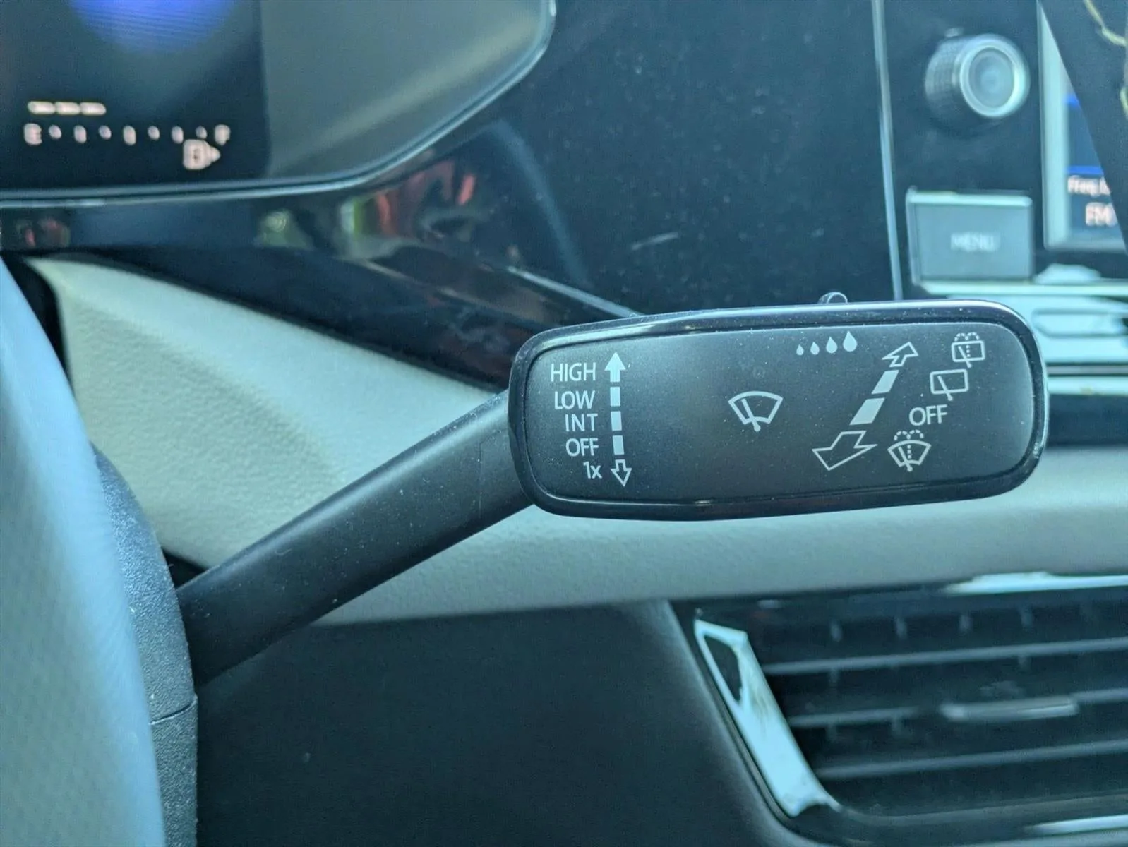 2023 Volkswagen Taos S FWD photo 8