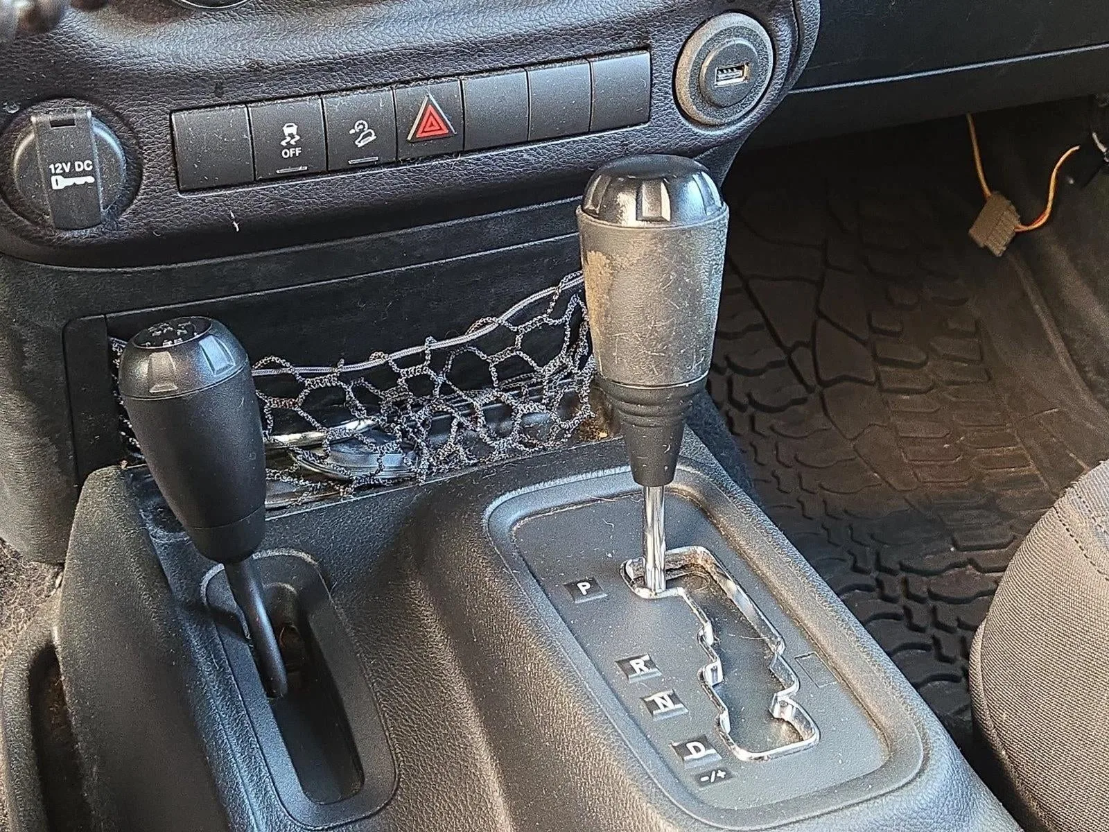 2015 Jeep Wrangler Unlimited 4WD 4dr Sport photo 7