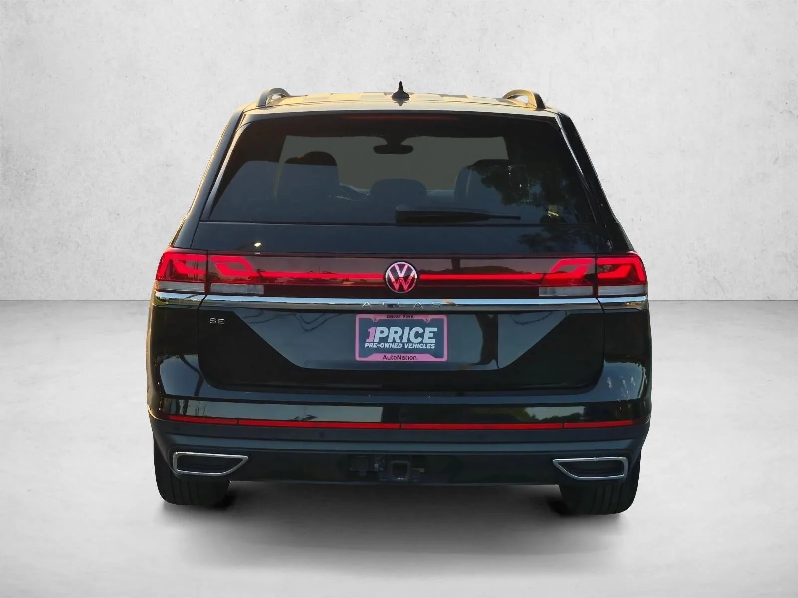 2024 Volkswagen Atlas 2.0T SE w/Technology photo 7