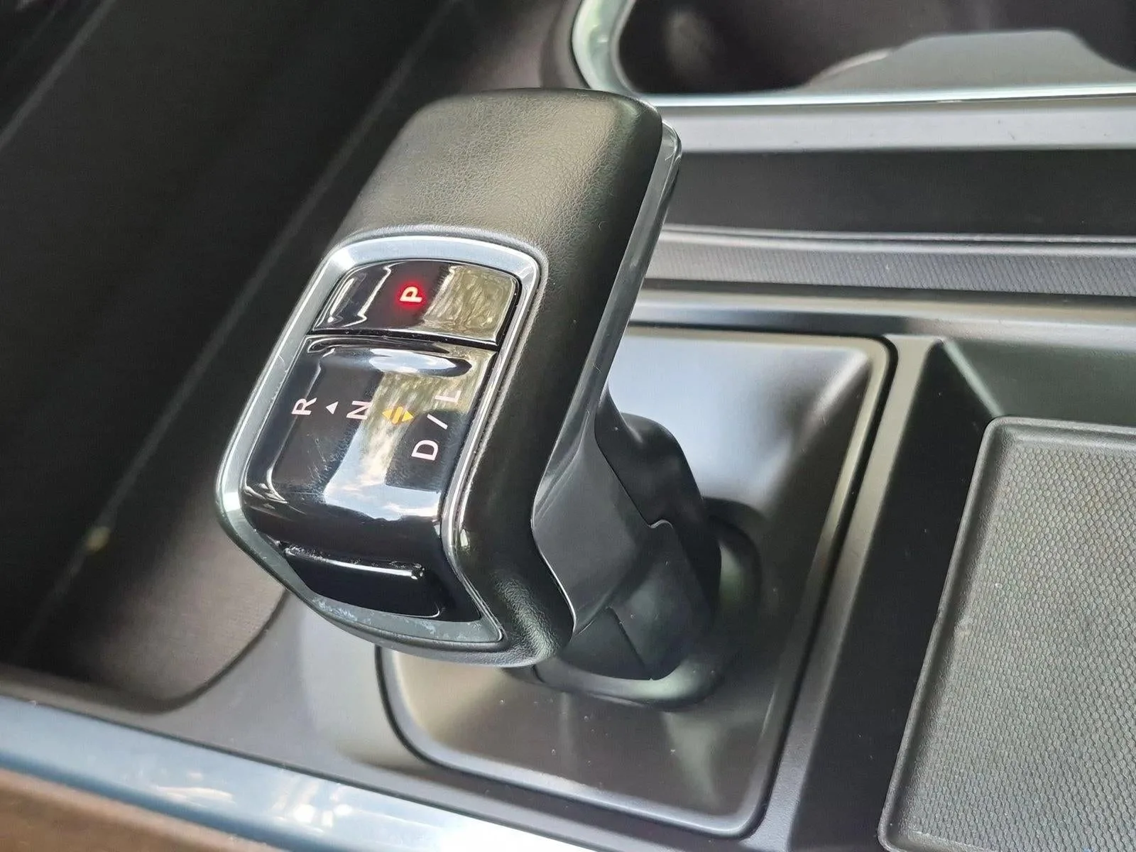 2024 Chevrolet Silverado 1500 High Country photo 12