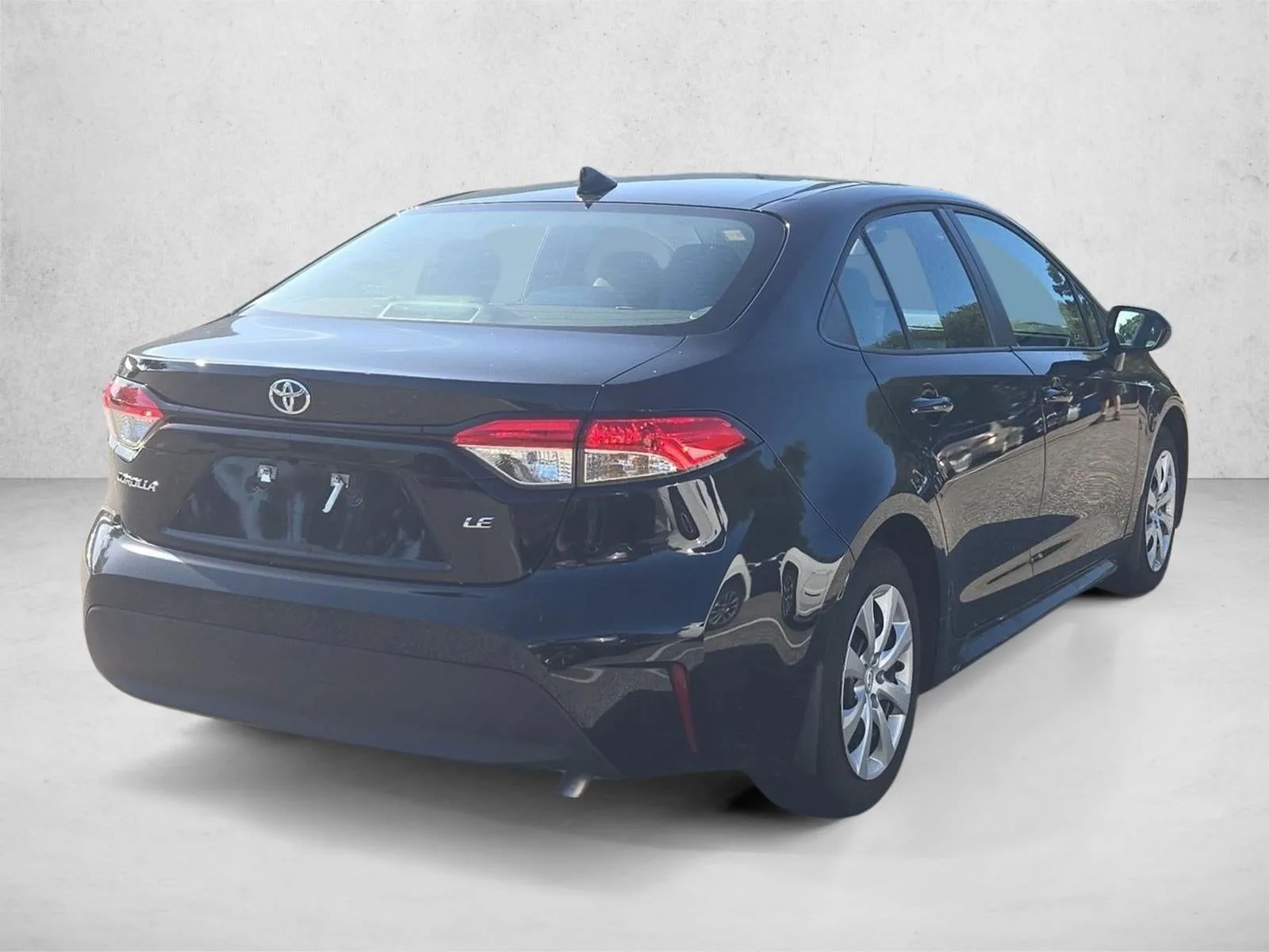 2025 Toyota Corolla LE CVT (Natl) photo 5