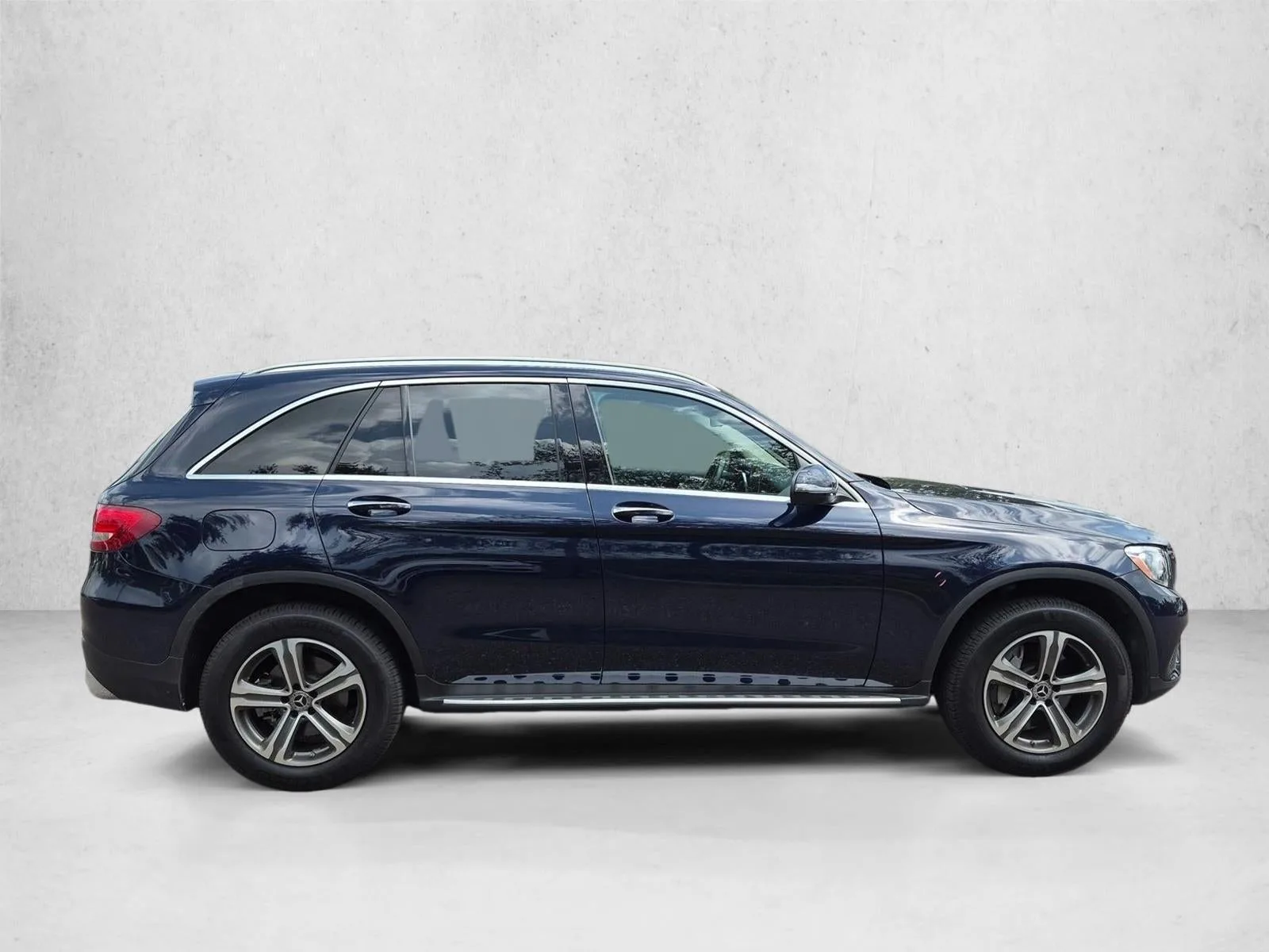 2018 Mercedes-Benz GLC GLC 300 4MATIC® SUV photo 4