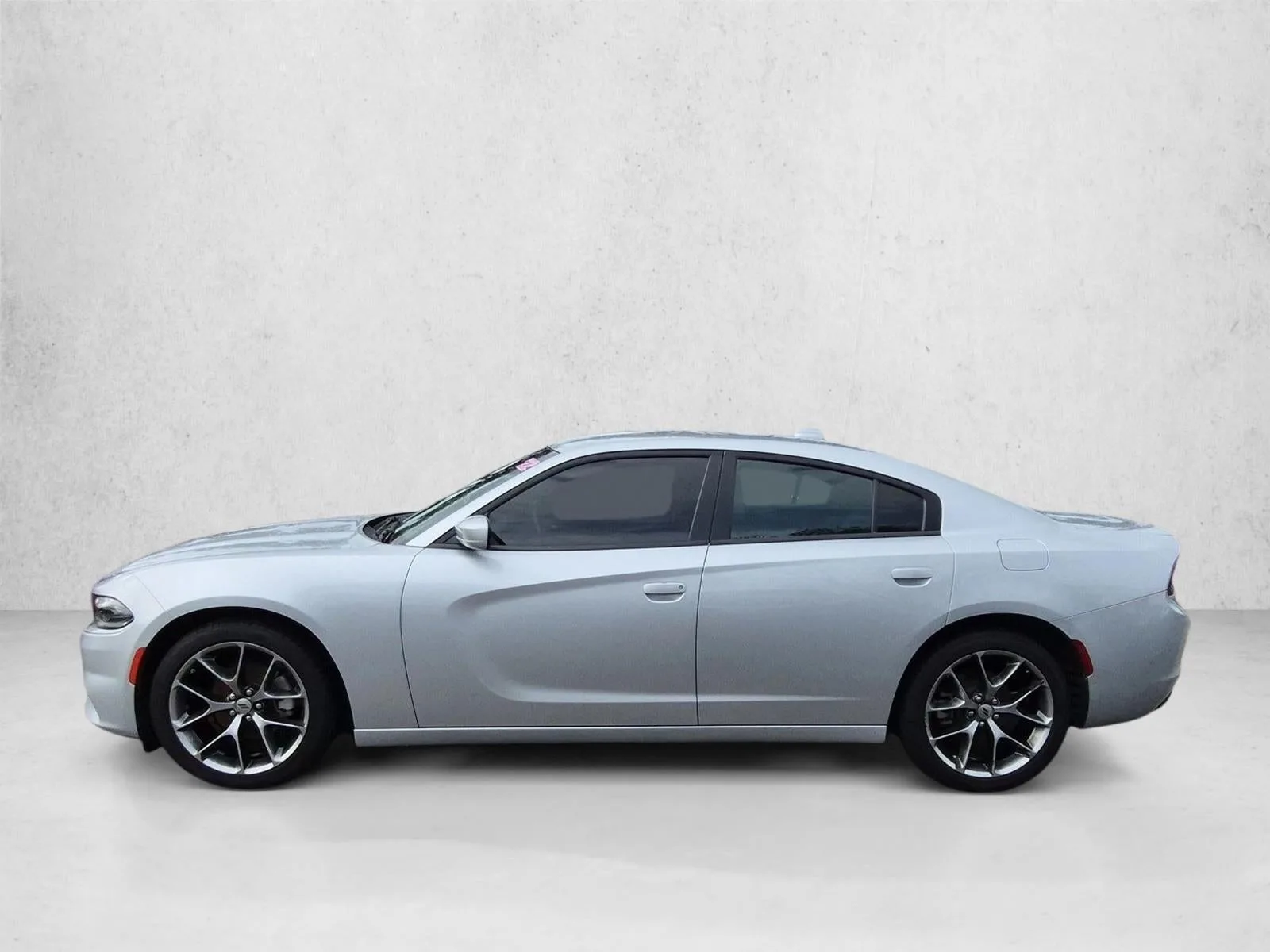 2022 Dodge Charger SXT RWD photo 9