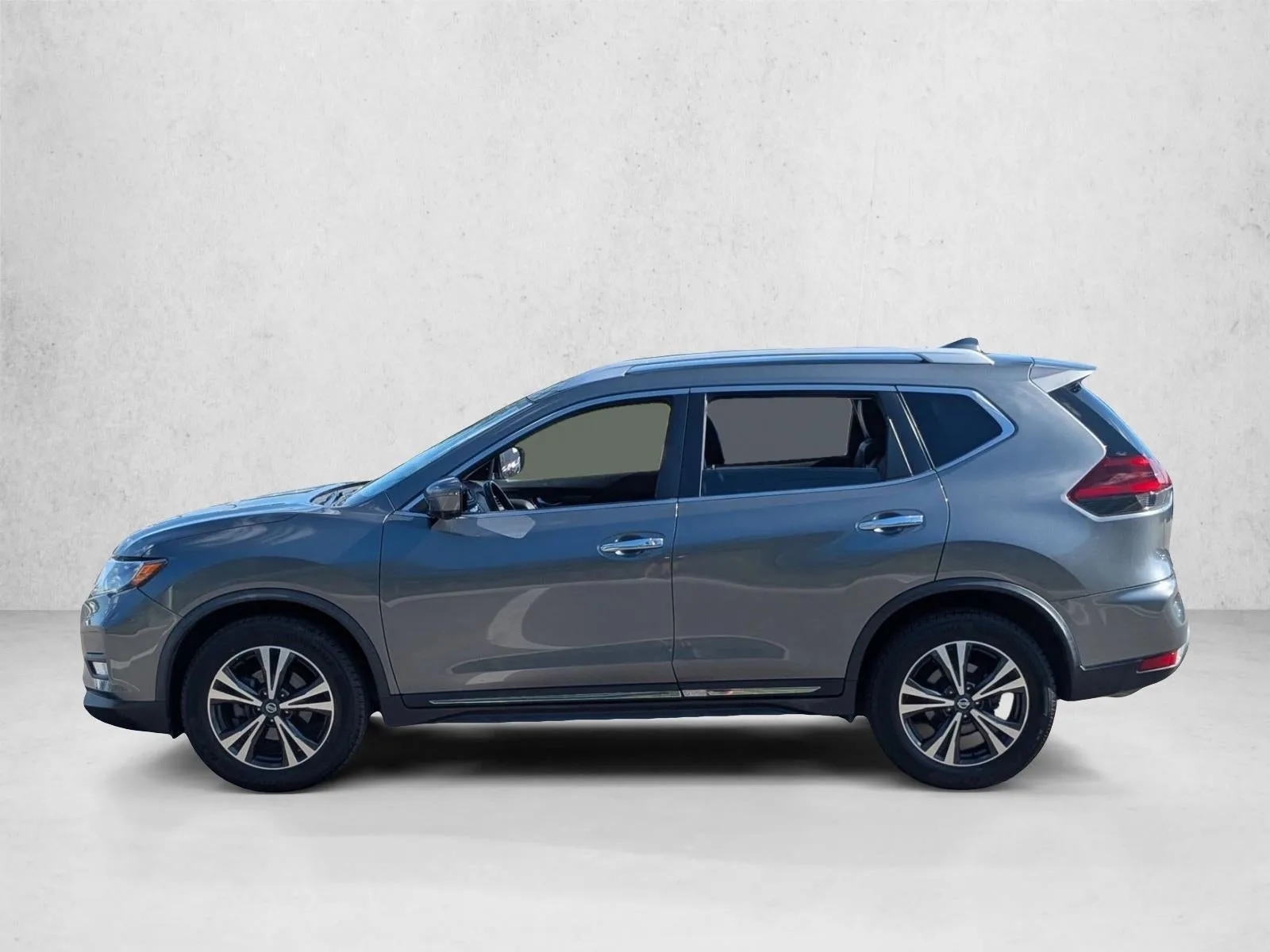 2018 Nissan Rogue FWD SL photo 8