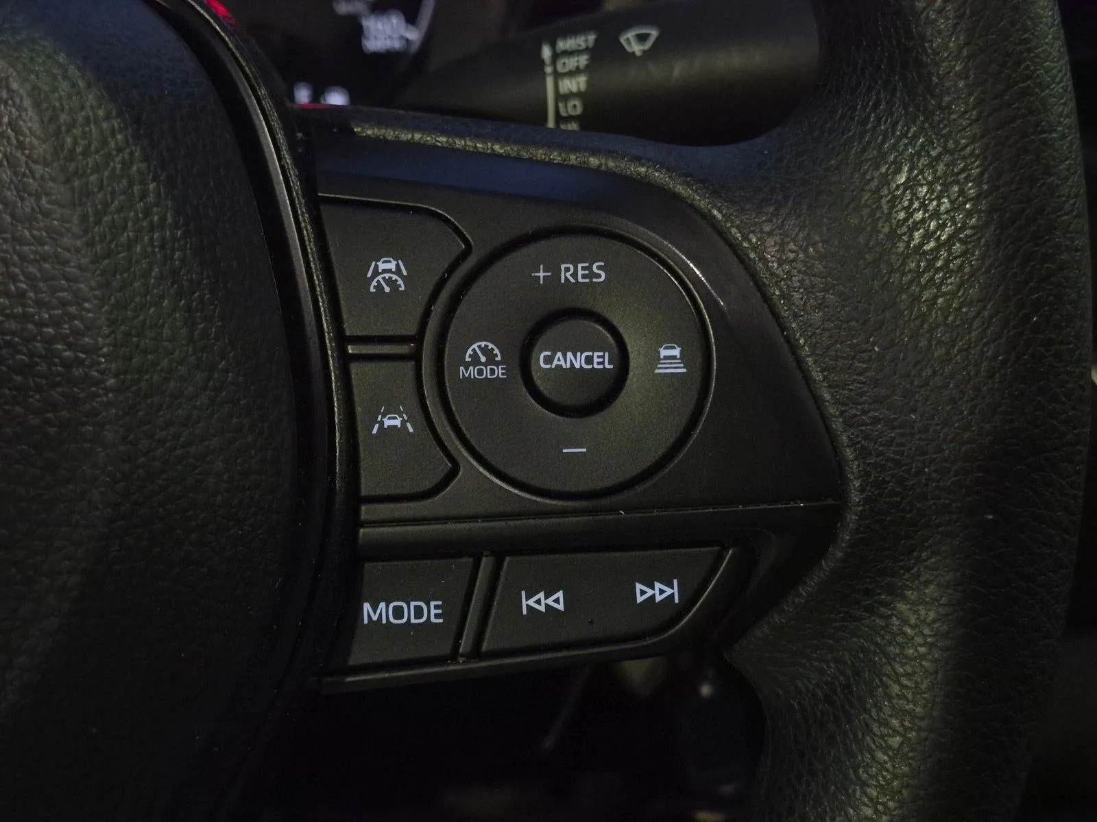 2024 Toyota Corolla LE CVT (Natl) photo 11
