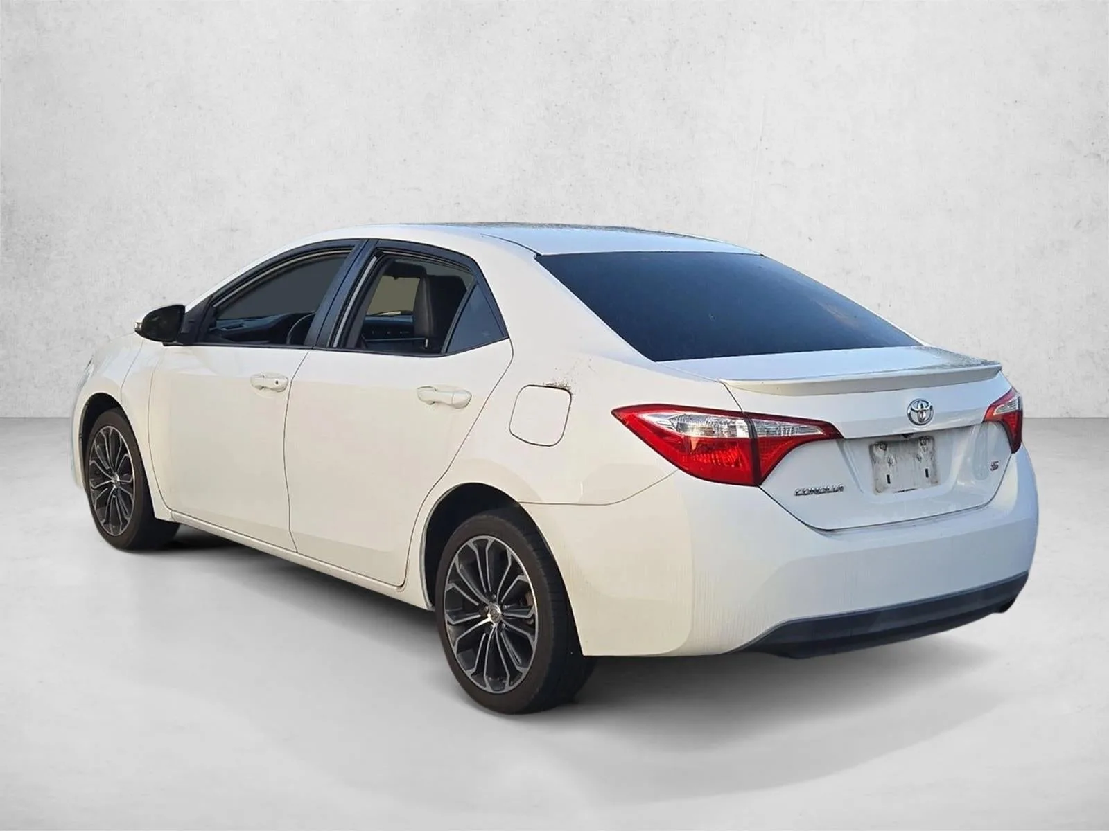 2016 Toyota Corolla 4dr Sdn CVT Auto S Plus (Natl) photo 7
