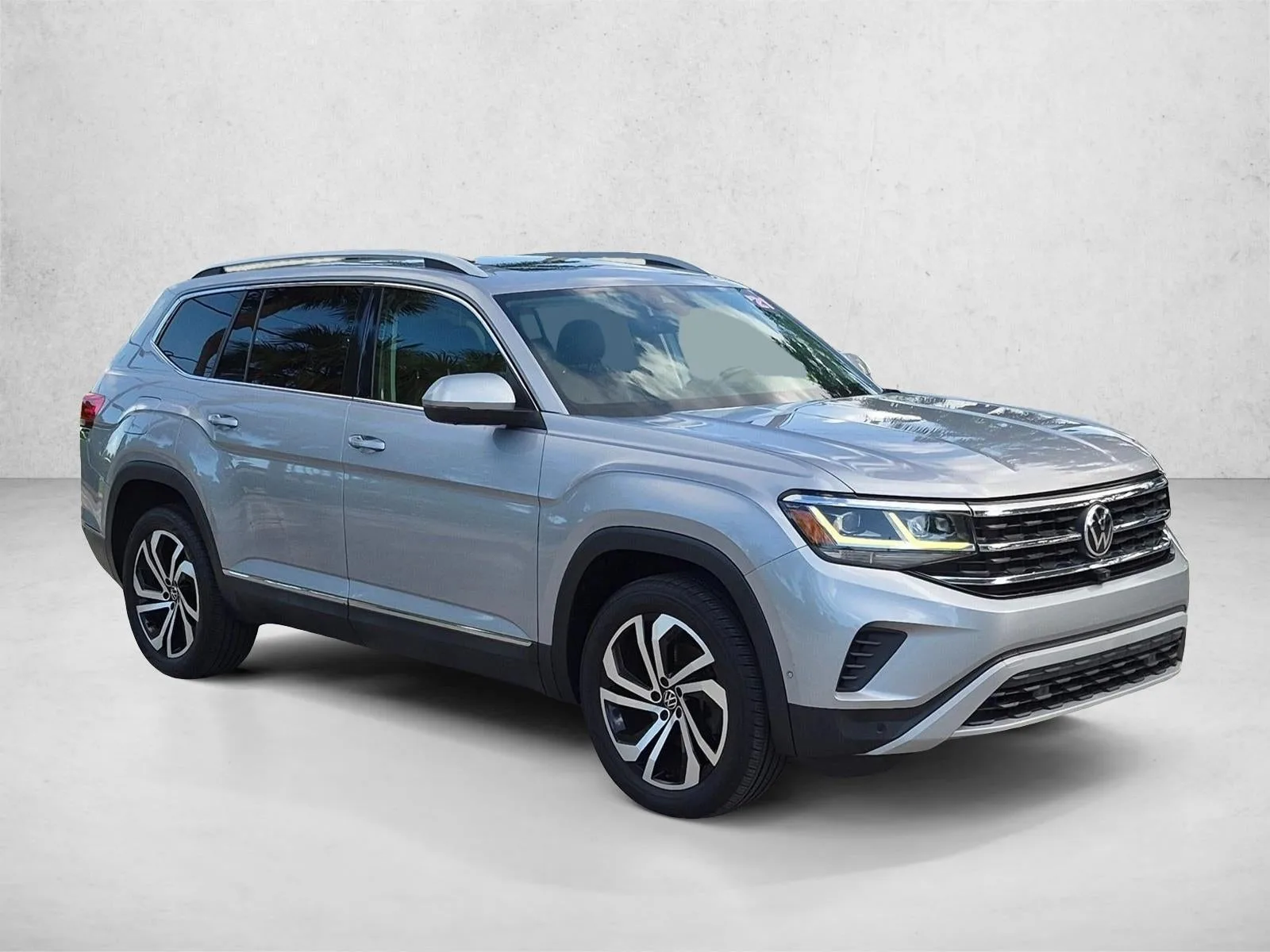 2021 Volkswagen Atlas 3.6L V6 SEL Premium 4MOTION *Ltd Avail* photo 3