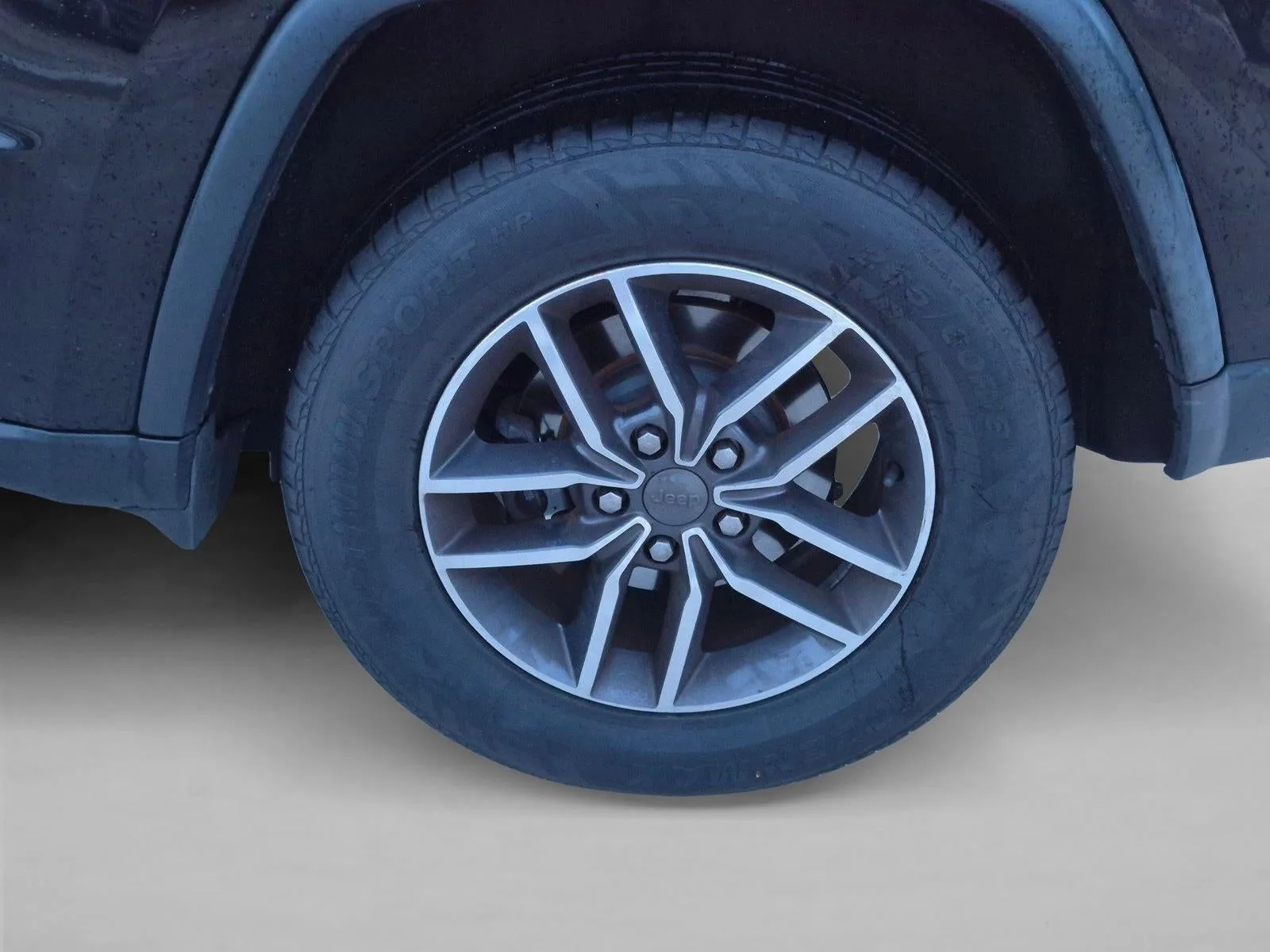 2019 Jeep Grand Cherokee Limited 4x2 photo 10