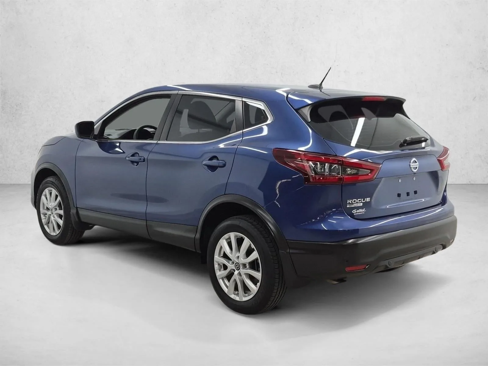2020 Nissan Rogue Sport S photo 8