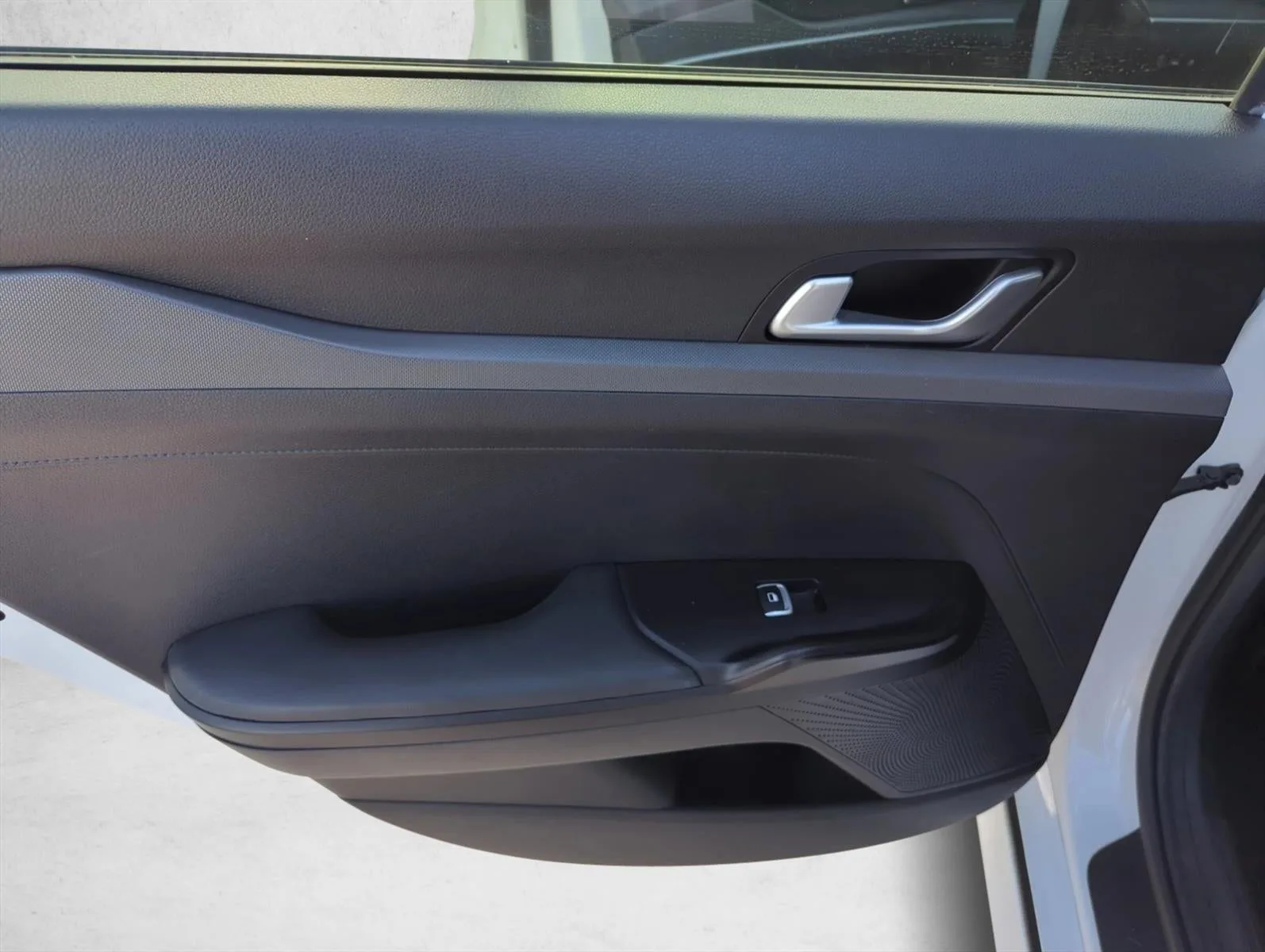 2022 Kia K5 LXS Auto FWD photo 8