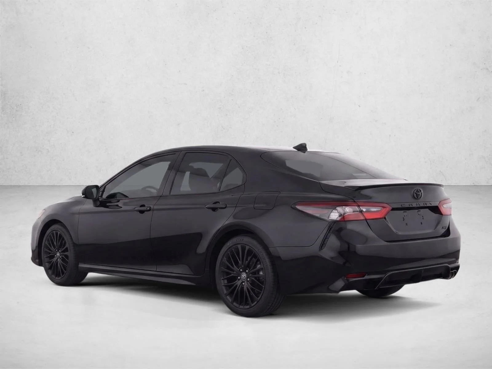 2020 Toyota Camry SE Nightshade Auto (Natl) photo 5