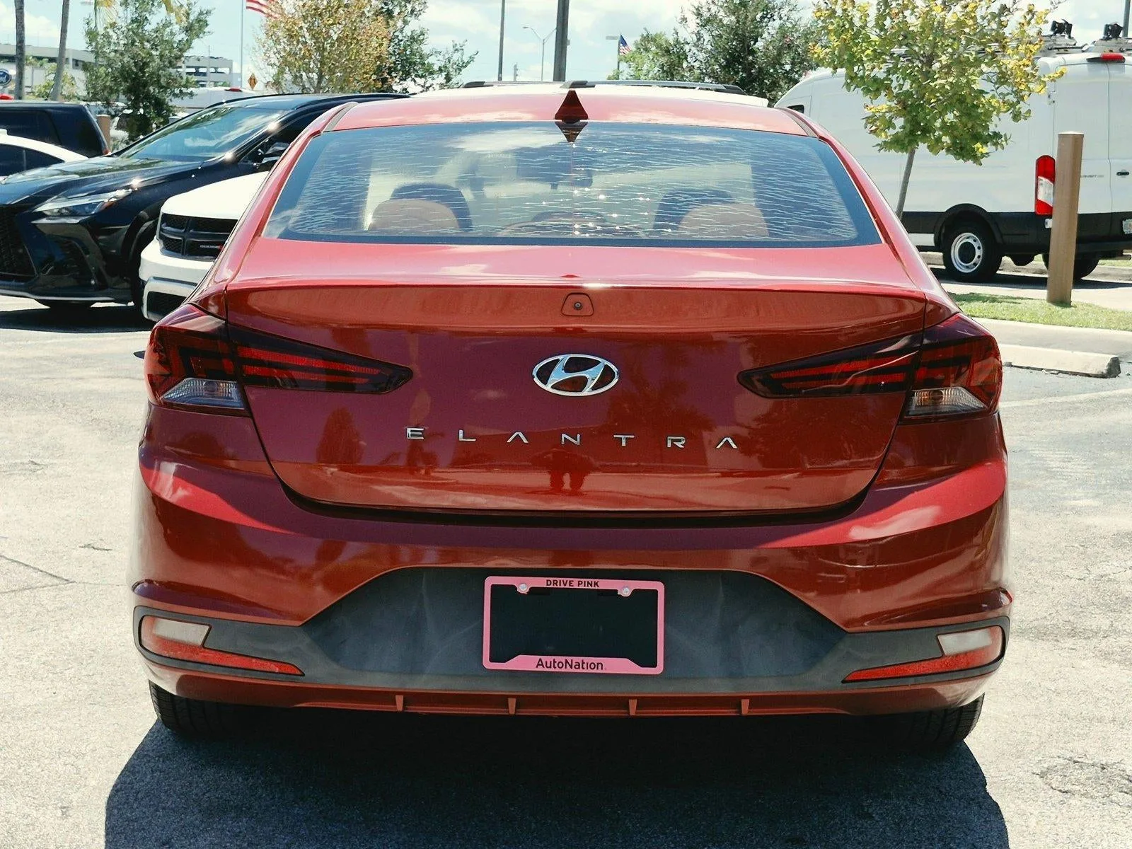 2019 Hyundai ELANTRA SEL Auto photo 6