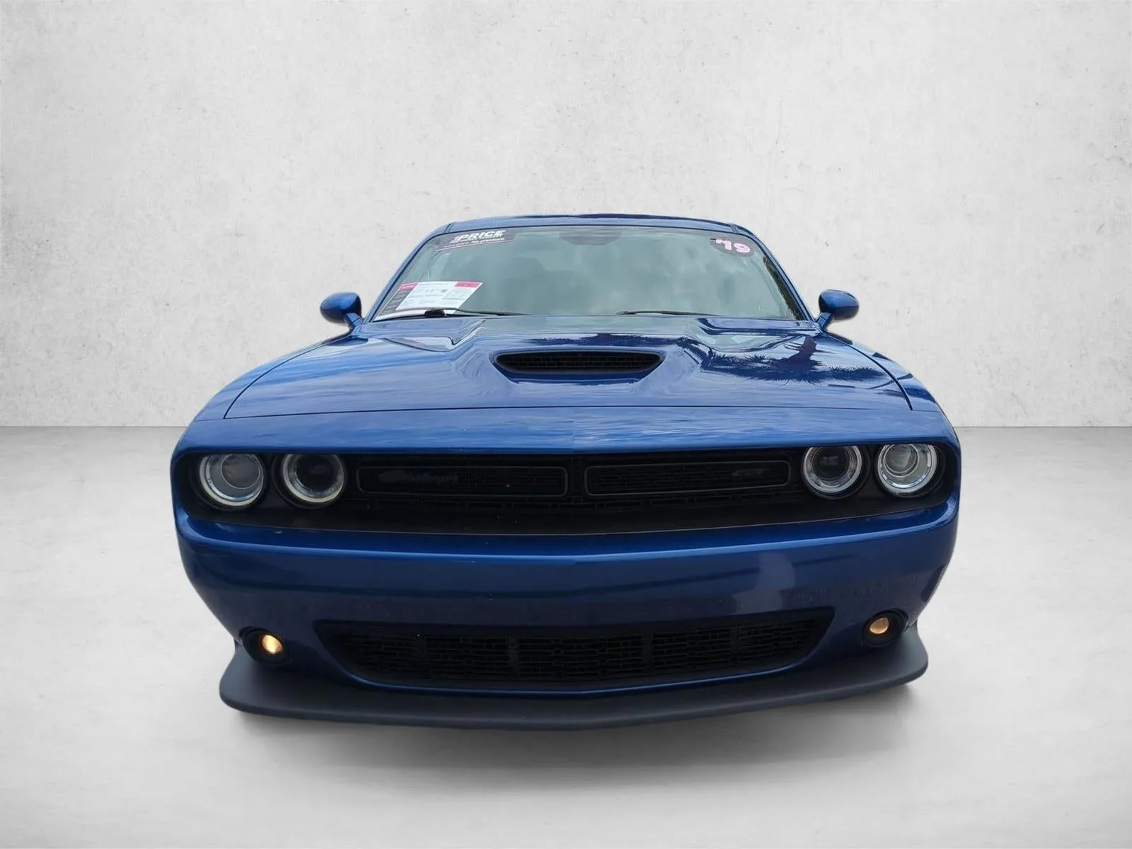 2019 Dodge Challenger GT RWD photo 2