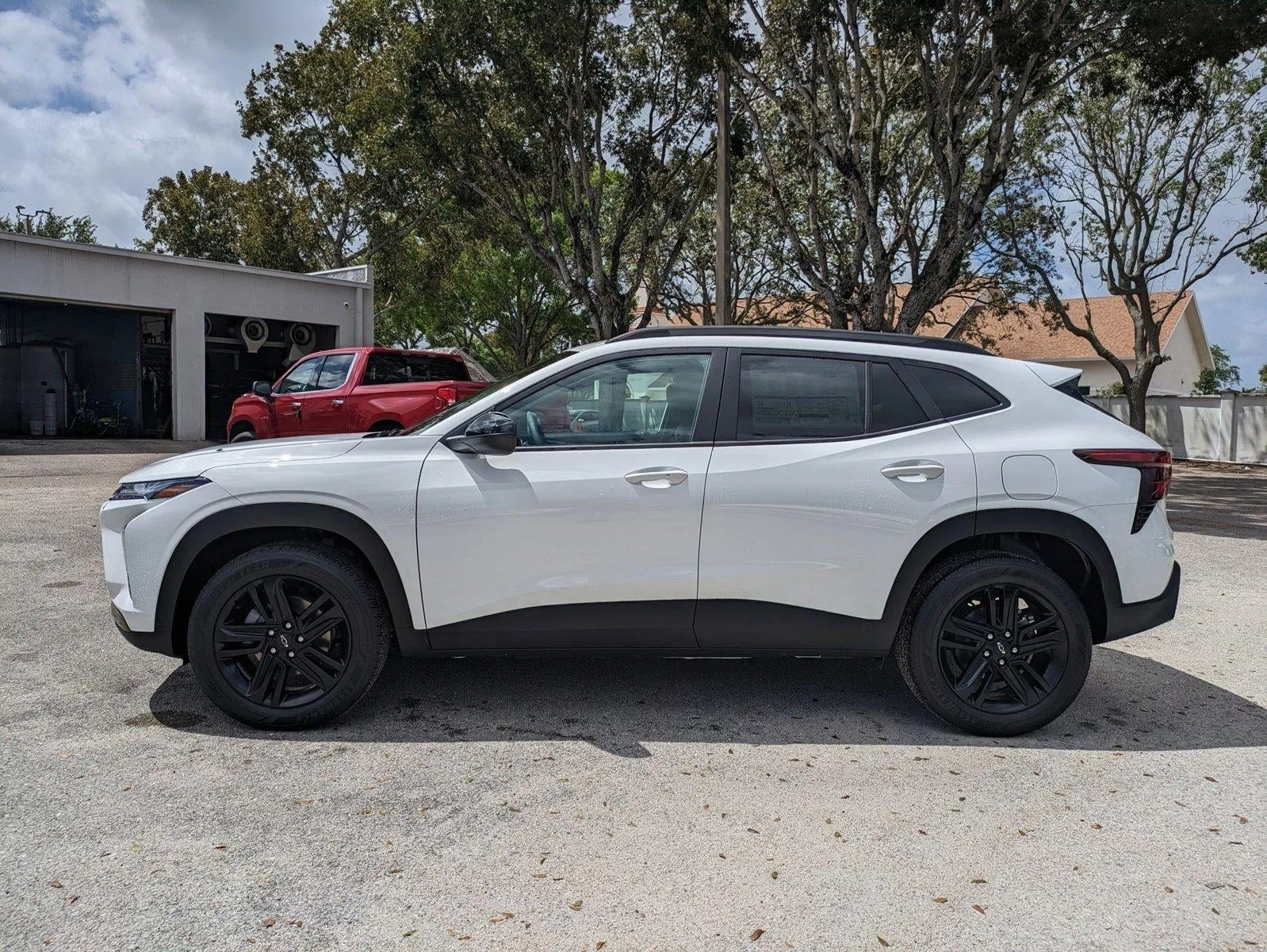 2025 Chevrolet Trax ACTIV photo 7