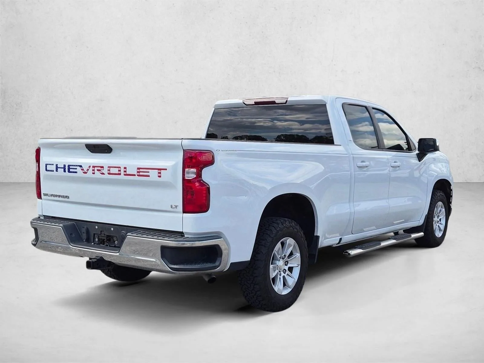 2019 Chevrolet Silverado 1500 Double Cab Standard Box 2-Wheel Drive LT photo 5