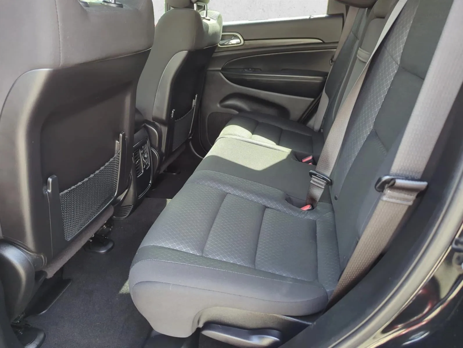 2021 Jeep Grand Cherokee Laredo E 4x2 photo 10