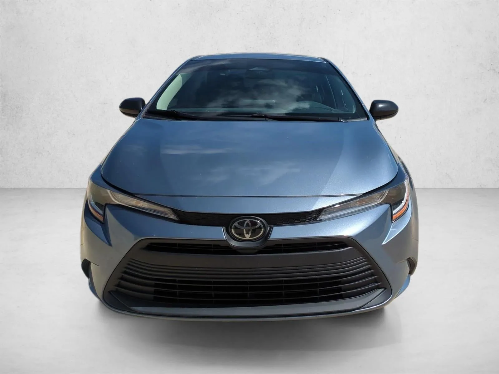 2025 Toyota Corolla LE CVT (Natl) photo 2