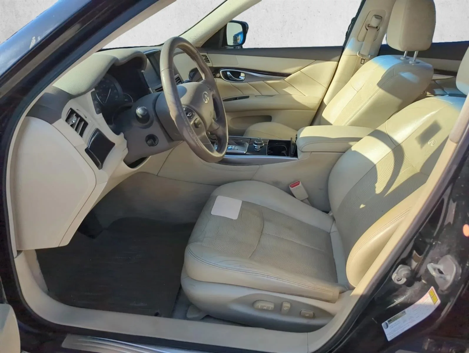 2012 INFINITI M37 x AWD photo 12
