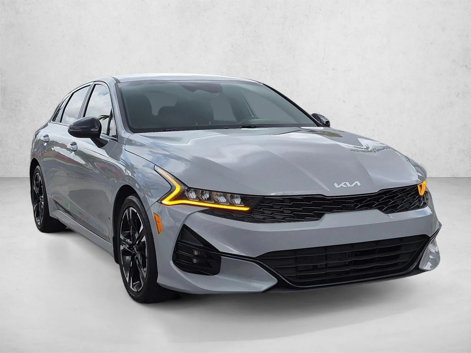 2022 Kia K5 GT-Line Auto FWD photo 3