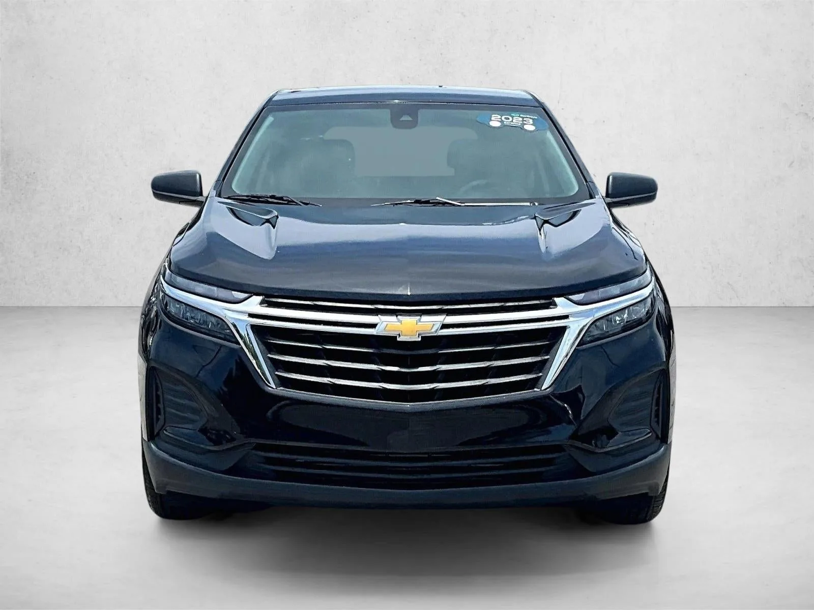 2023 Chevrolet Equinox LS photo 3