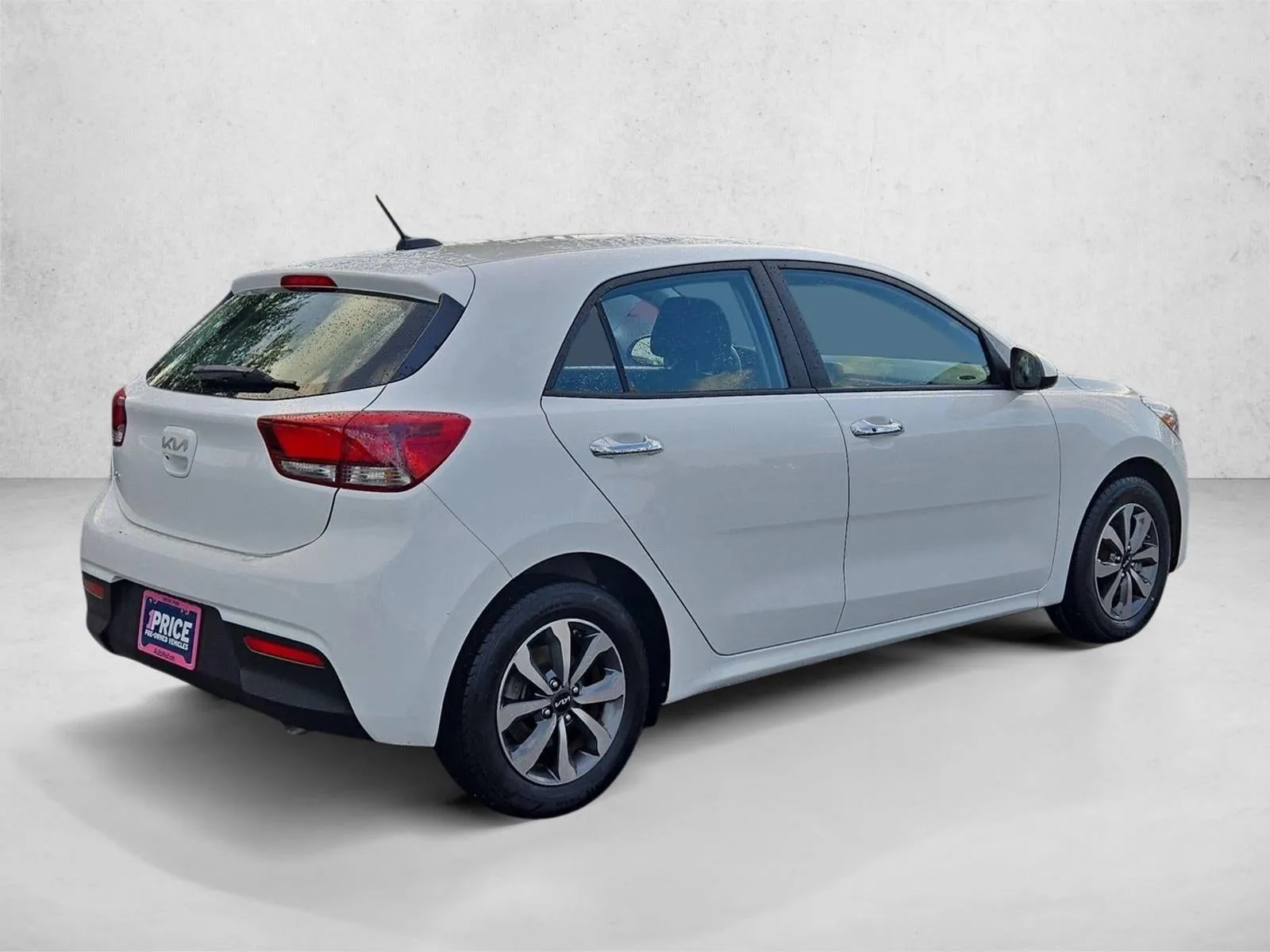 2023 Kia Rio 5-Door S IVT photo 5